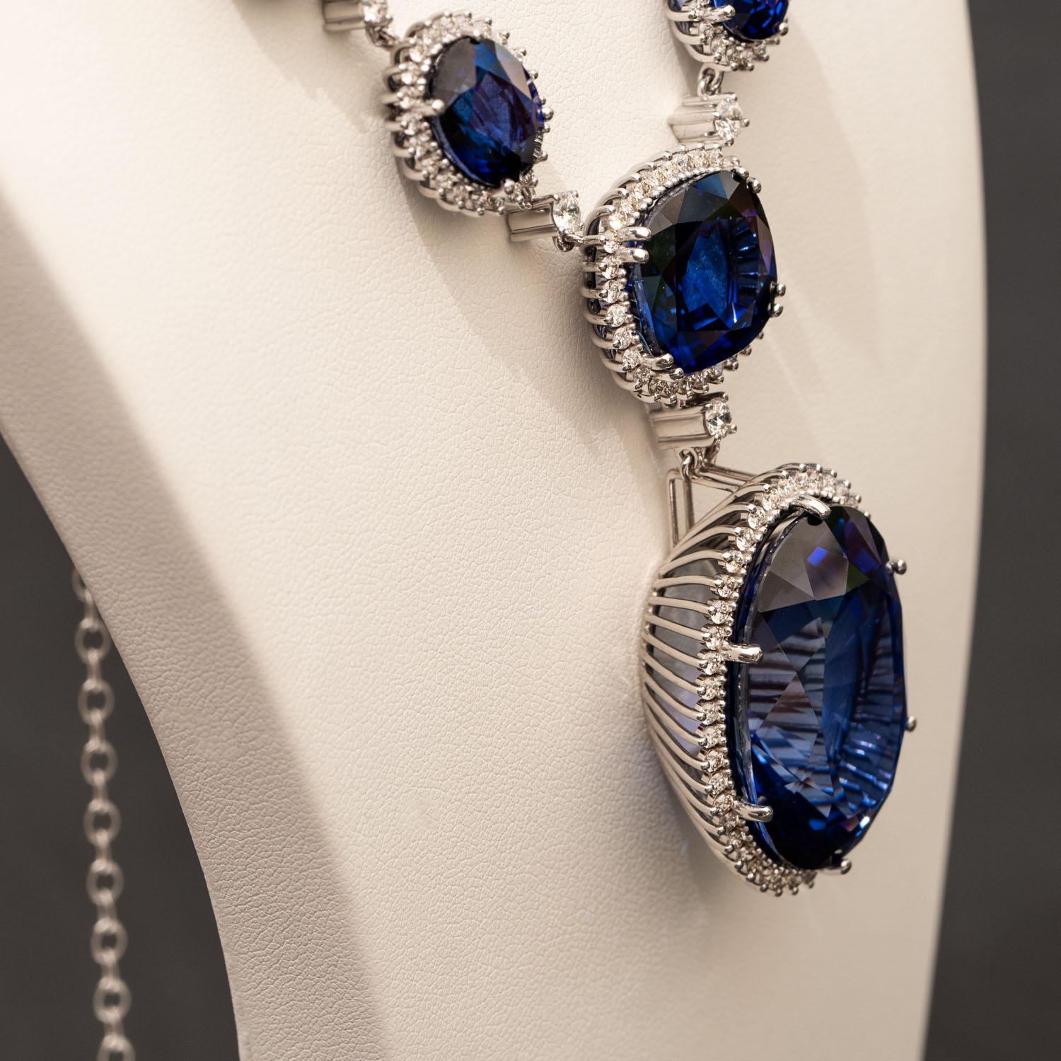 Art Deco 71.00 Carat Sapphire, 10.00 Carat Natural Diamonds, Statement Necklace For Sale