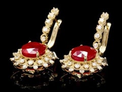 Boucles d'oreilles en or jaune massif 14 carats avec rubis naturel de 11,40 carats et diamants