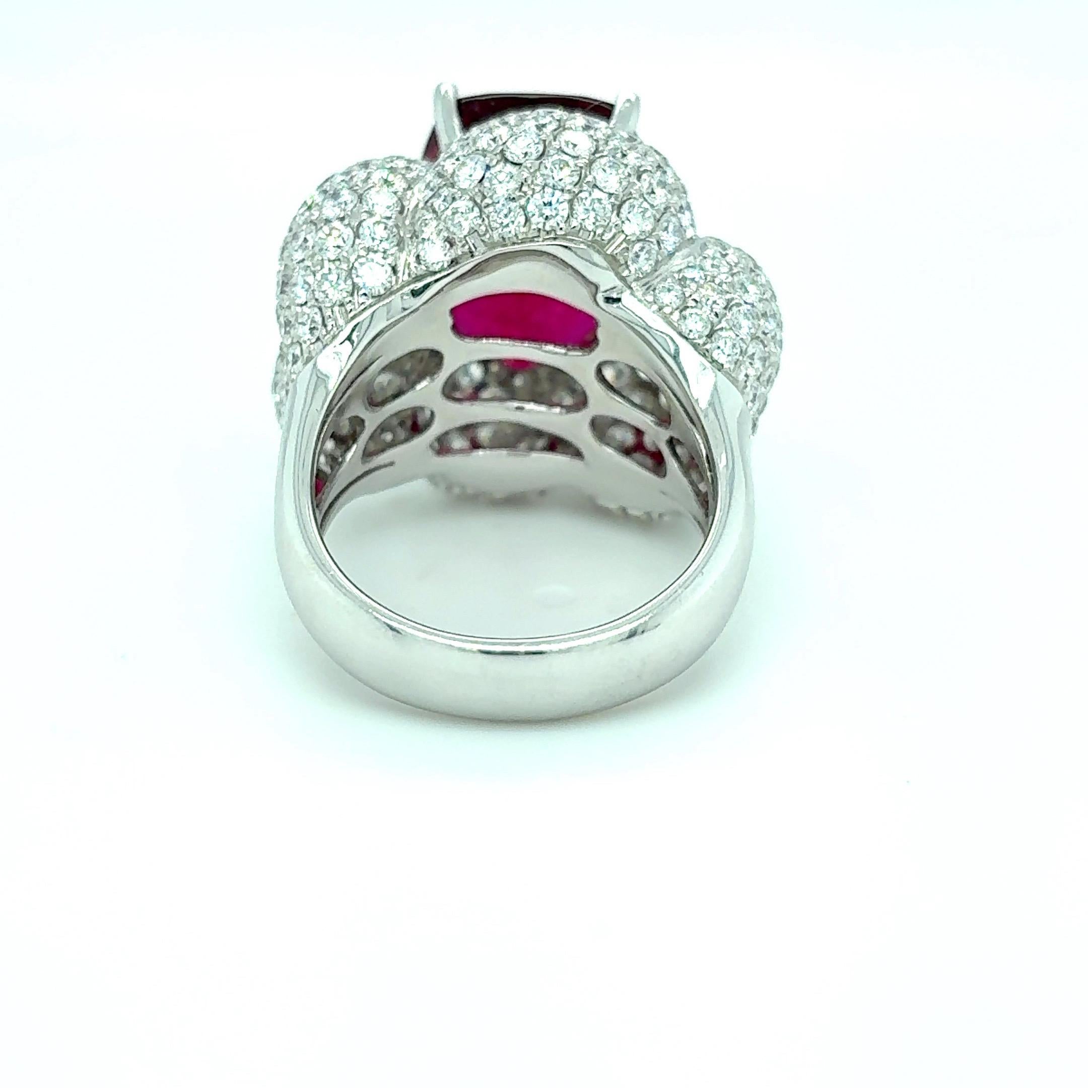 Bague cocktail 11,41 carats Rubellite Tourmaline Diamant taille coussin en vente 11