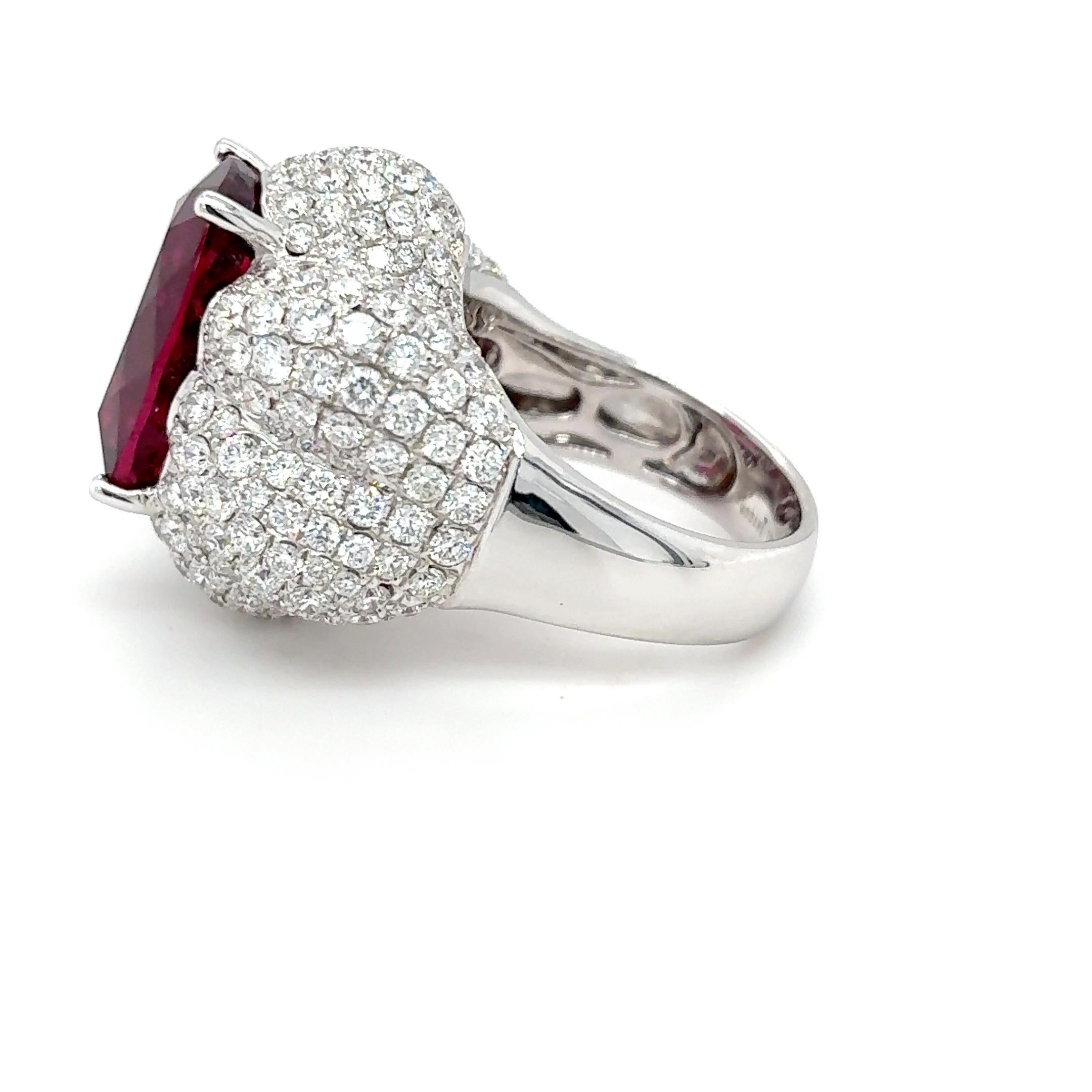 Bague cocktail 11,41 carats Rubellite Tourmaline Diamant taille coussin en vente 14