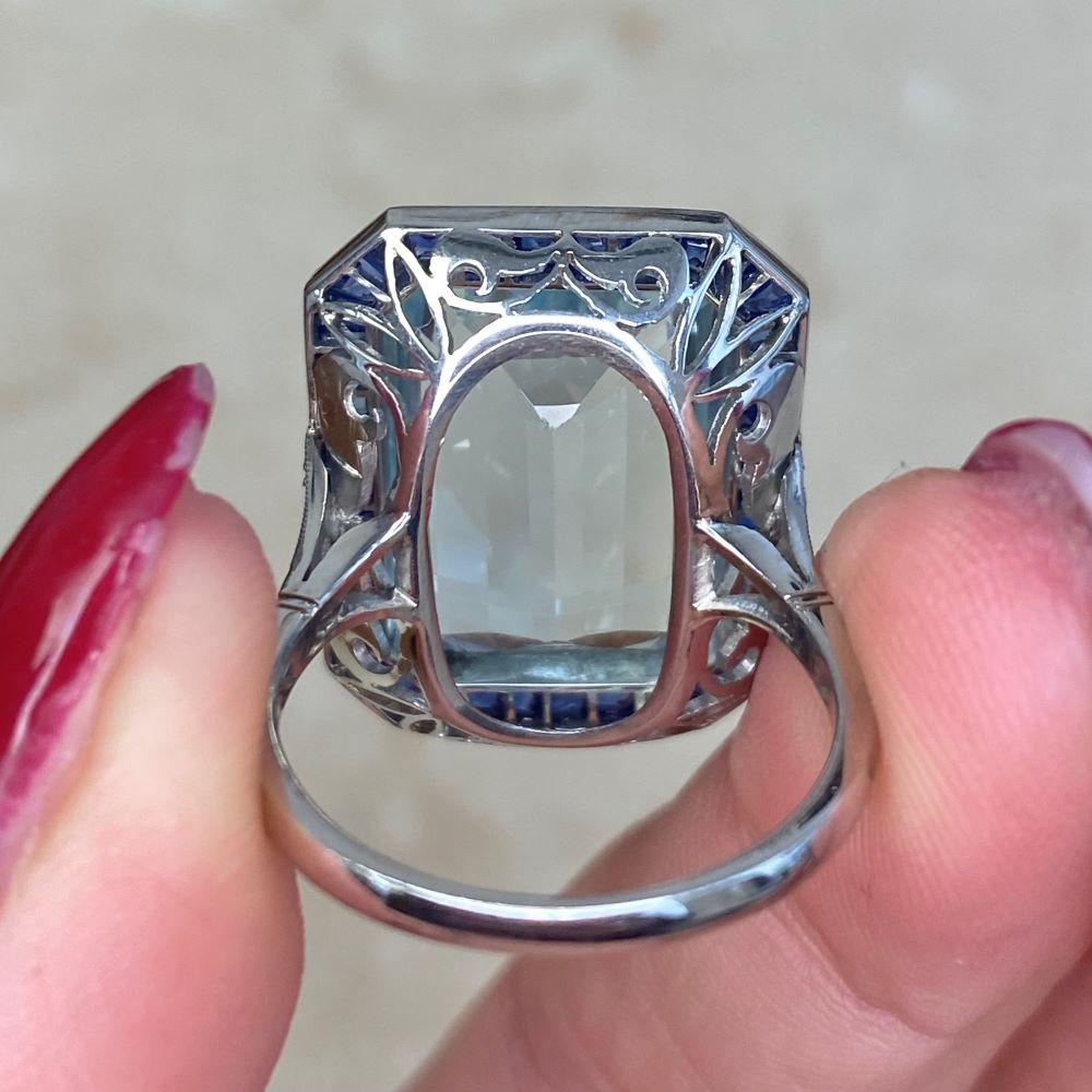 11.41 Karat Aquamarin-Cocktailring mit Smaragdschliff, Saphir-Halo, Platin 8