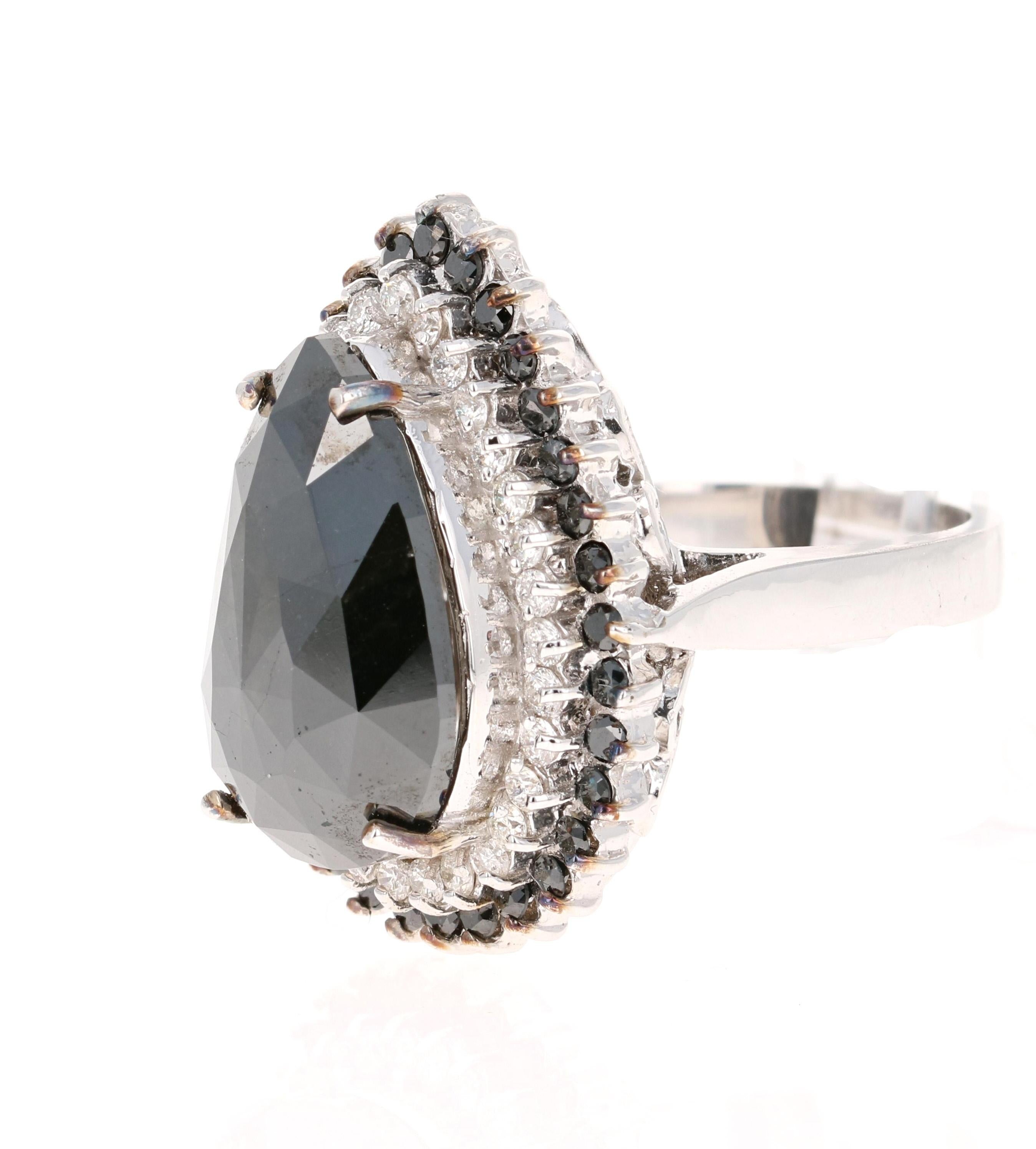 Contemporary 11.43 Carat Black and White Diamond 18 Karat White Gold Cocktail Ring For Sale
