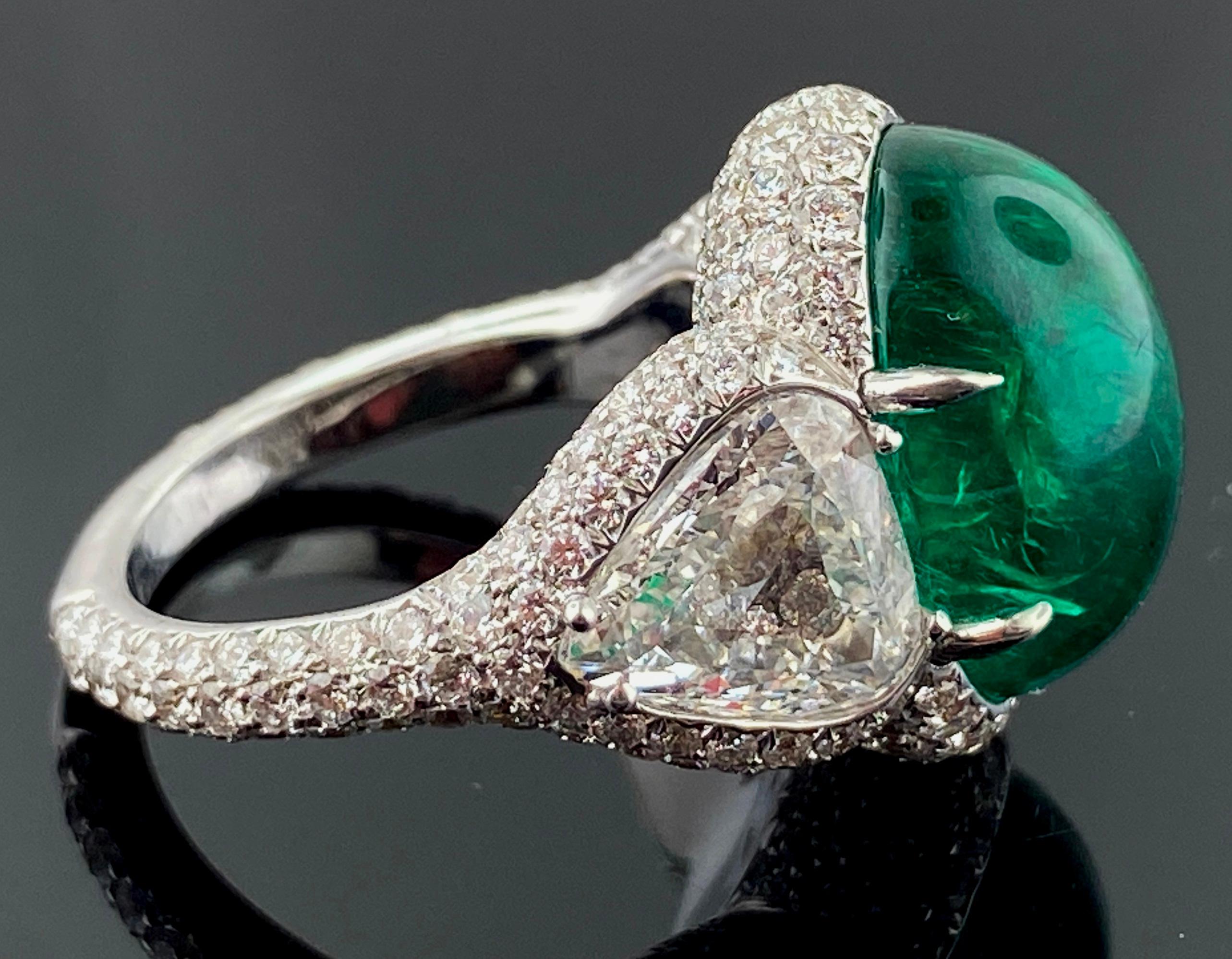11.43 Carat Cabochon Emerald and Diamond Ring In Excellent Condition For Sale In Palm Desert, CA