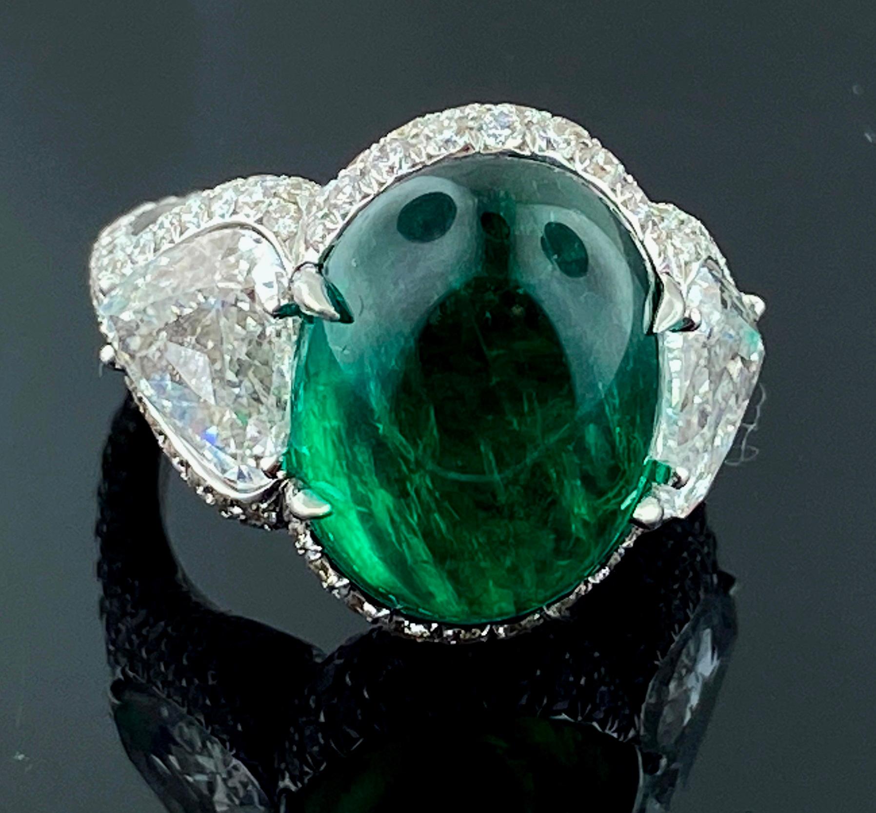 Women's or Men's 11.43 Carat Cabochon Emerald and Diamond Ring For Sale