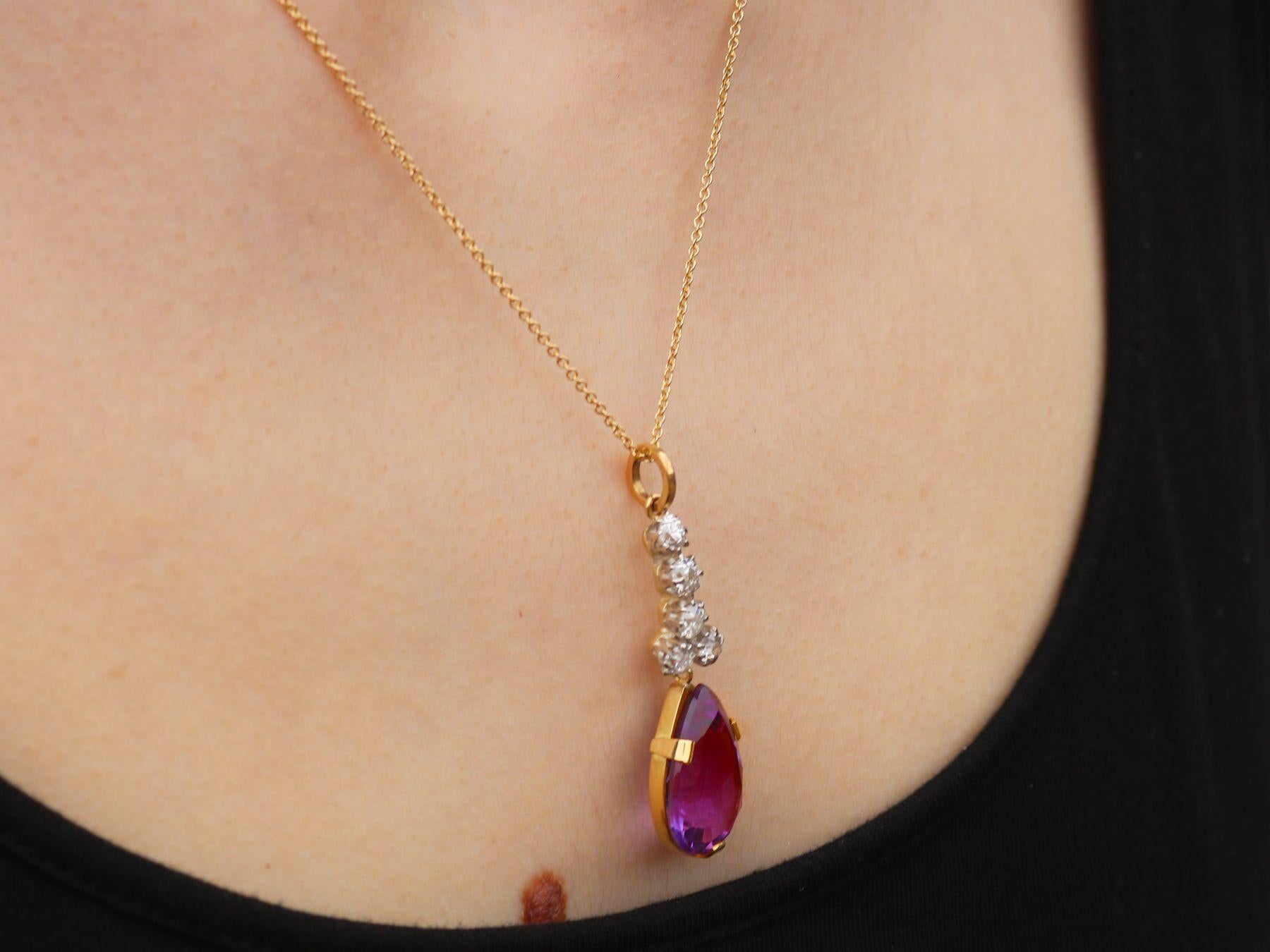 11.43 Carat Amethyst and 1.45 Carat Diamond Yellow Gold Pendant For Sale 3