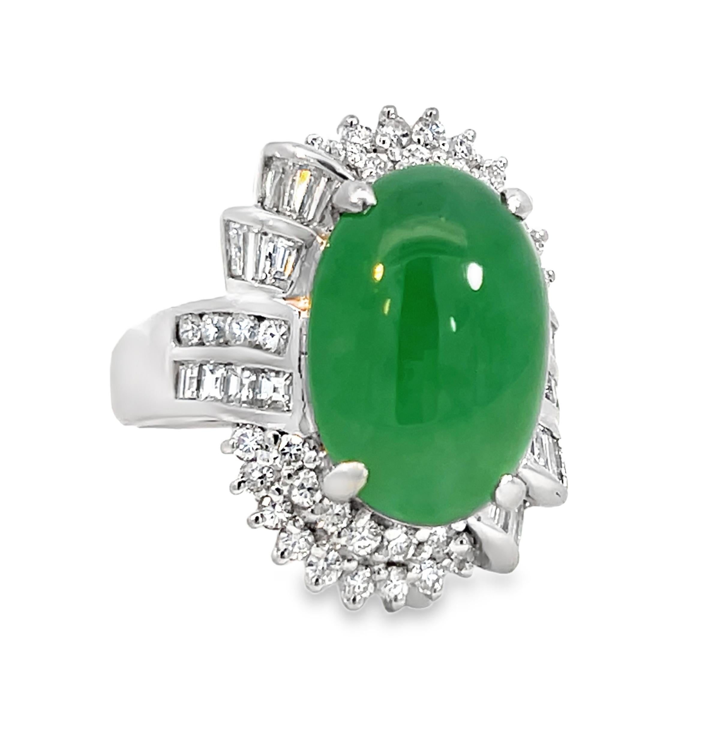 11.44 Carat Green Jade Cocktail Ring with Diamonds For Sale 3