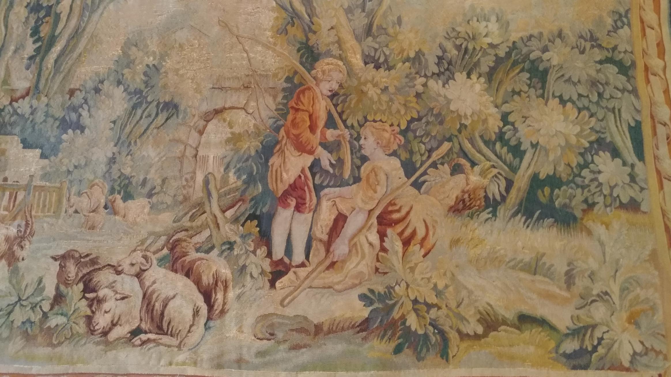 1145 - a very beautiful 19th century Aubusson tapestry with shepherds and animals and its original border.
Thanks to our Restoration-Conservation workshop and also Our know-how, 
we are pleased to present to you works of art in fabric such as