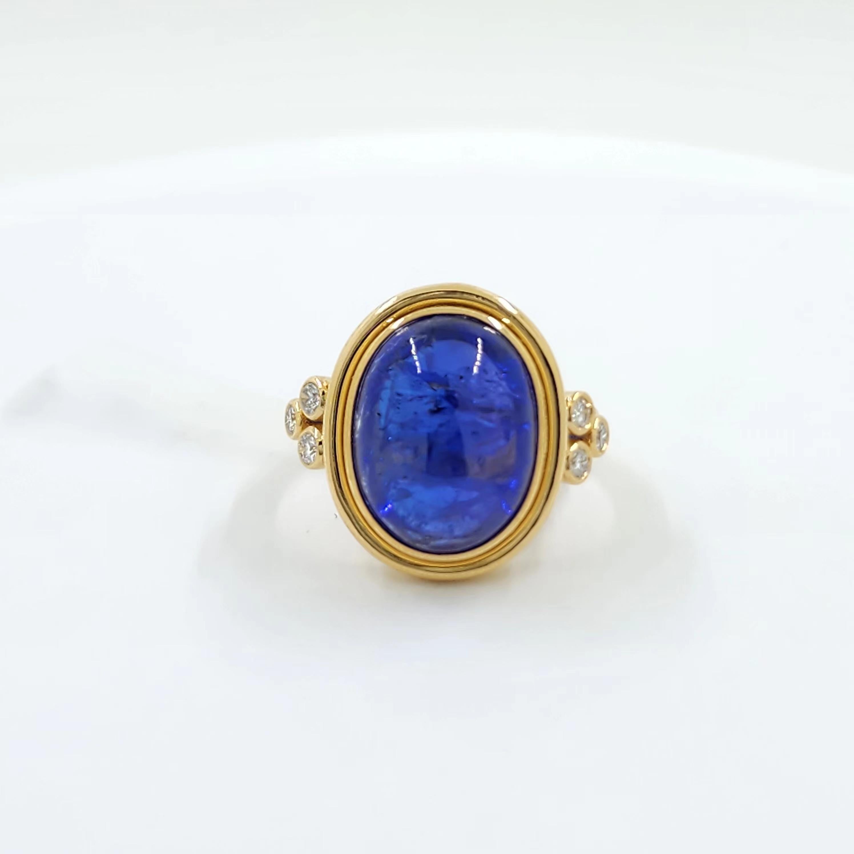 11.46Ct Cabochon Tanzanite Cocktail Ring in 18K Yellow Gold For Sale 4