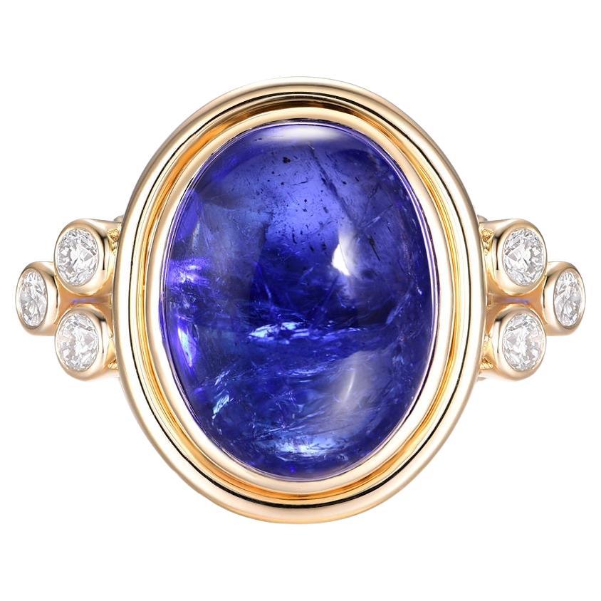 11.46Ct Cabochon Tanzanite Cocktail Ring in 18K Yellow Gold For Sale