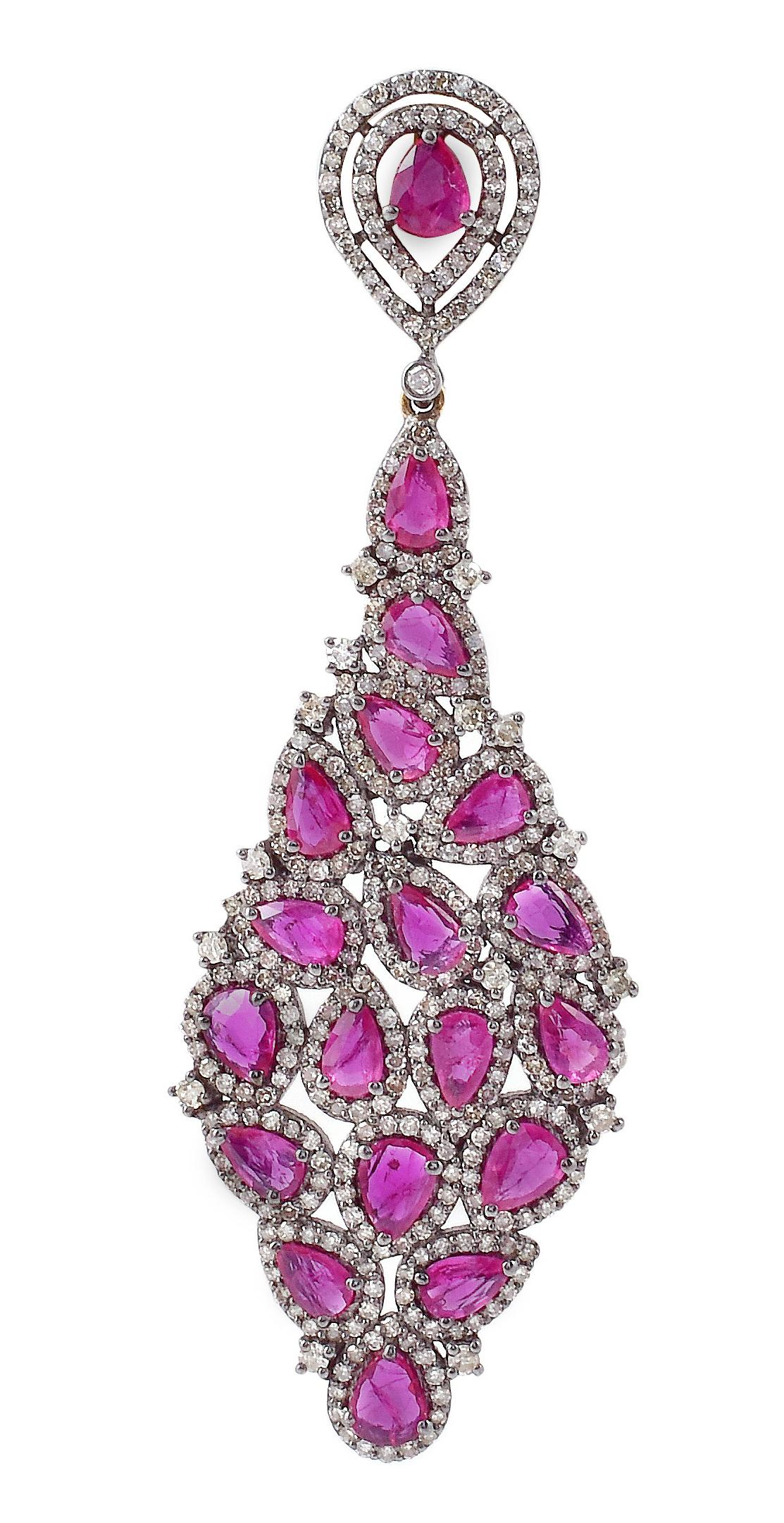 11.47 Carat Diamond and Ruby Drop Earrings in Contemporary Victorian Style In New Condition For Sale In Jaipur, IN