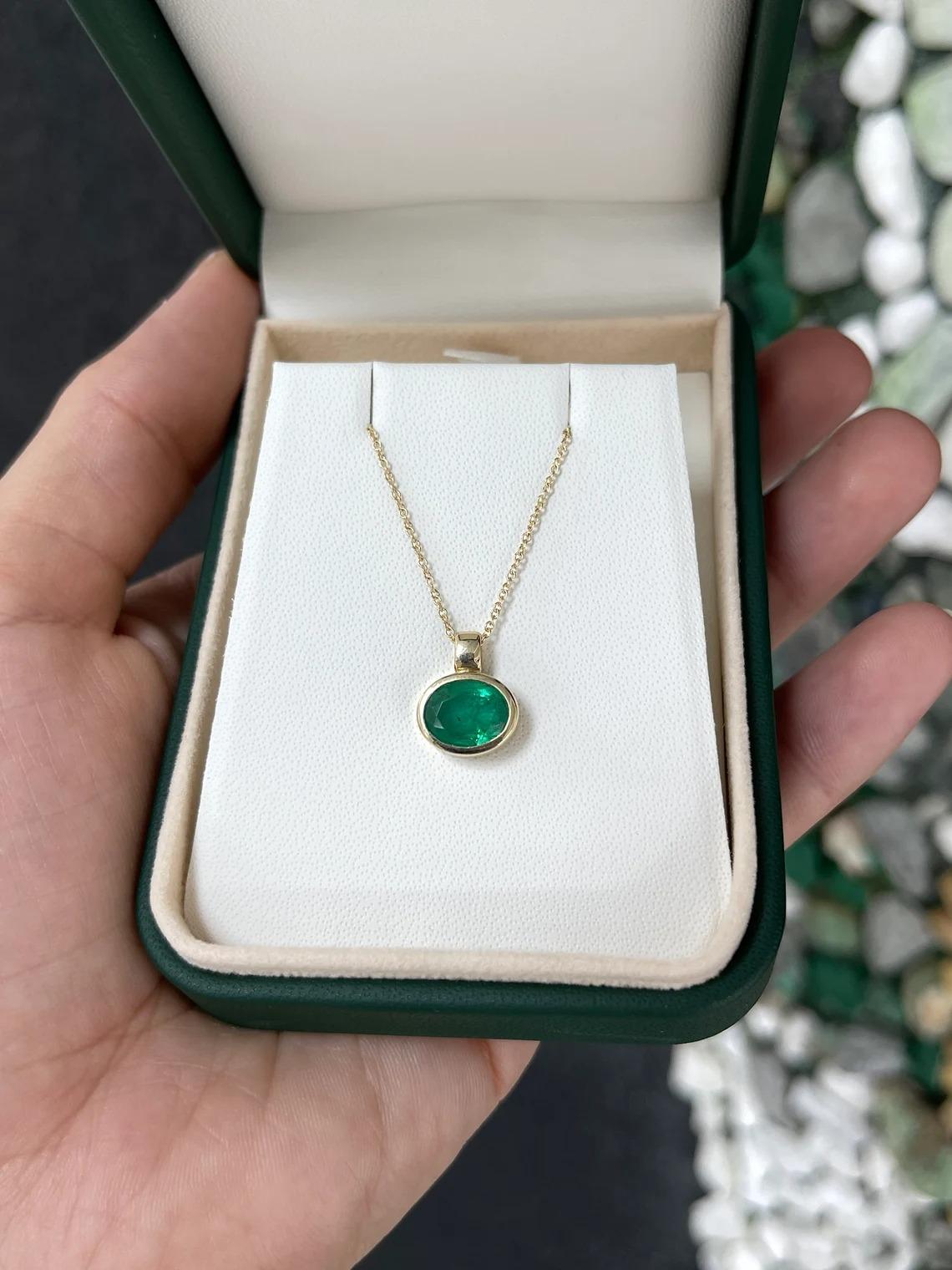 1.14ct 14K Natural Dark Green Oval Cut Solitaire Gold Bezel Pendant Necklace In New Condition For Sale In Jupiter, FL