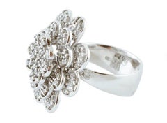1.14 Carat Diamonds, White Gold, Flower Ring