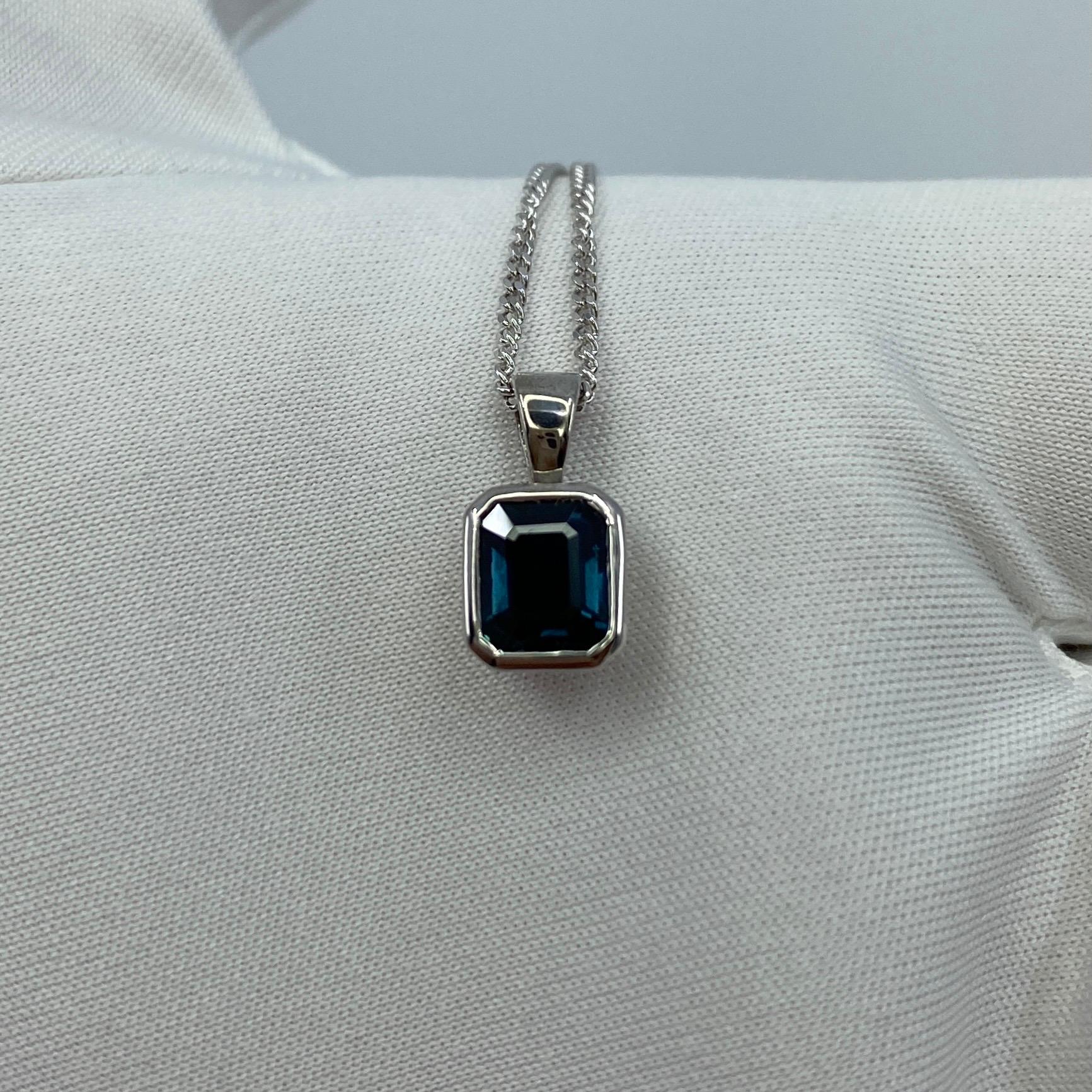 1,14 Karat Smaragdschliff unbehandelter tiefblauer Saphir Rubover 18k Weißgold Anhänger 14