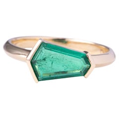 1.14ct Hexagon-Shape Emerald Sideways Set Engagement Ring 14K Gold R6771