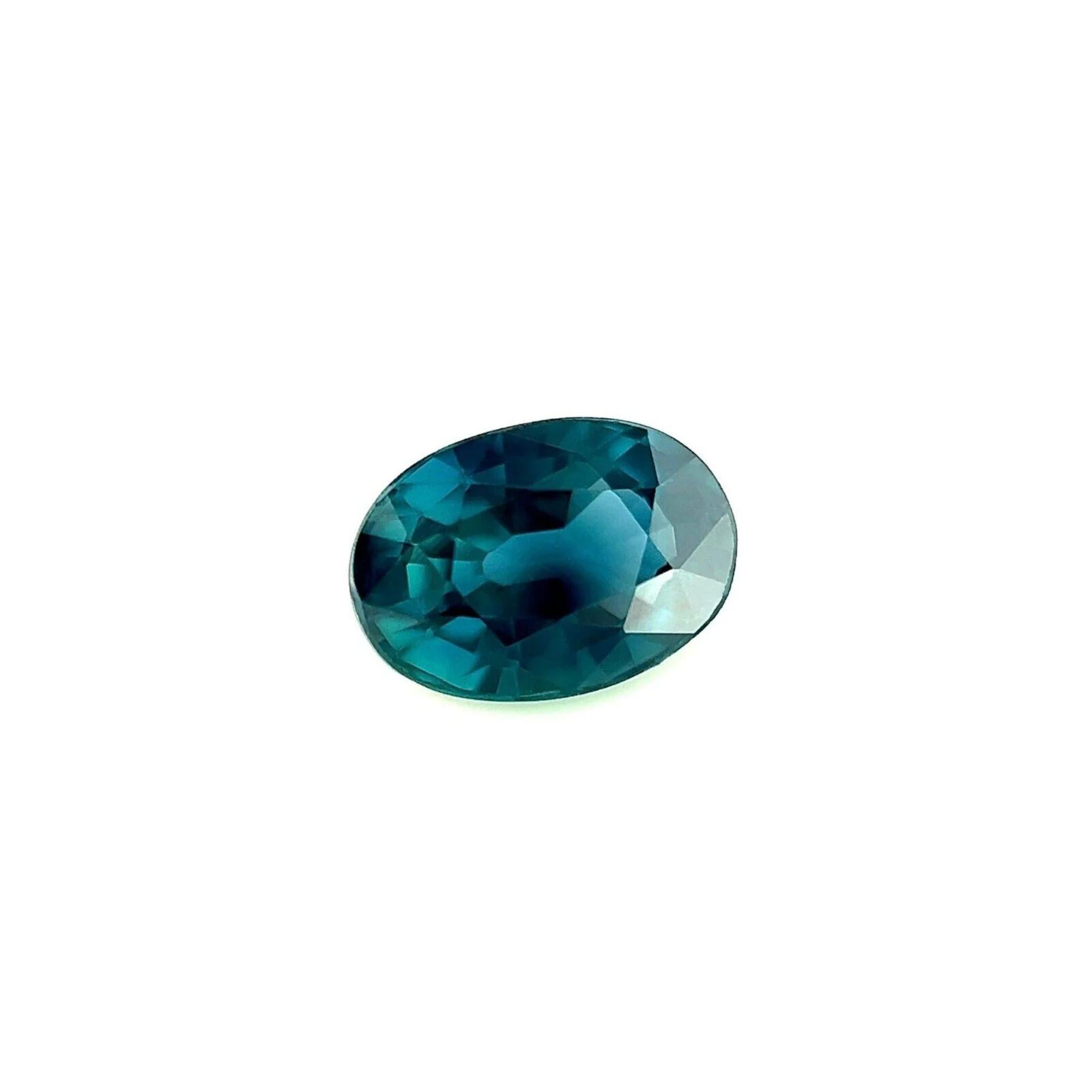 Pierre précieuse rare saphir bleu profond de taille ovale non traitée de 1,14 carat, certifiée GIA

Saphir bleu profond non traité certifié par la GIA.
Saphir non chauffé de 1,14 carat d'un bleu profond. Une pierre précieuse unique et de première