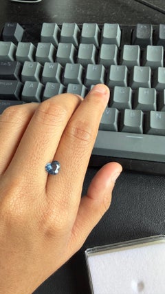 Espinela azul de Vietnam de 1,14 ct con forma de corazón (7 x 6,3 x 3,5 mm)