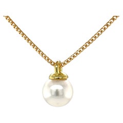 11.4mm Round South Sea Pearl and 18k Yellow Gold Pendant Necklace