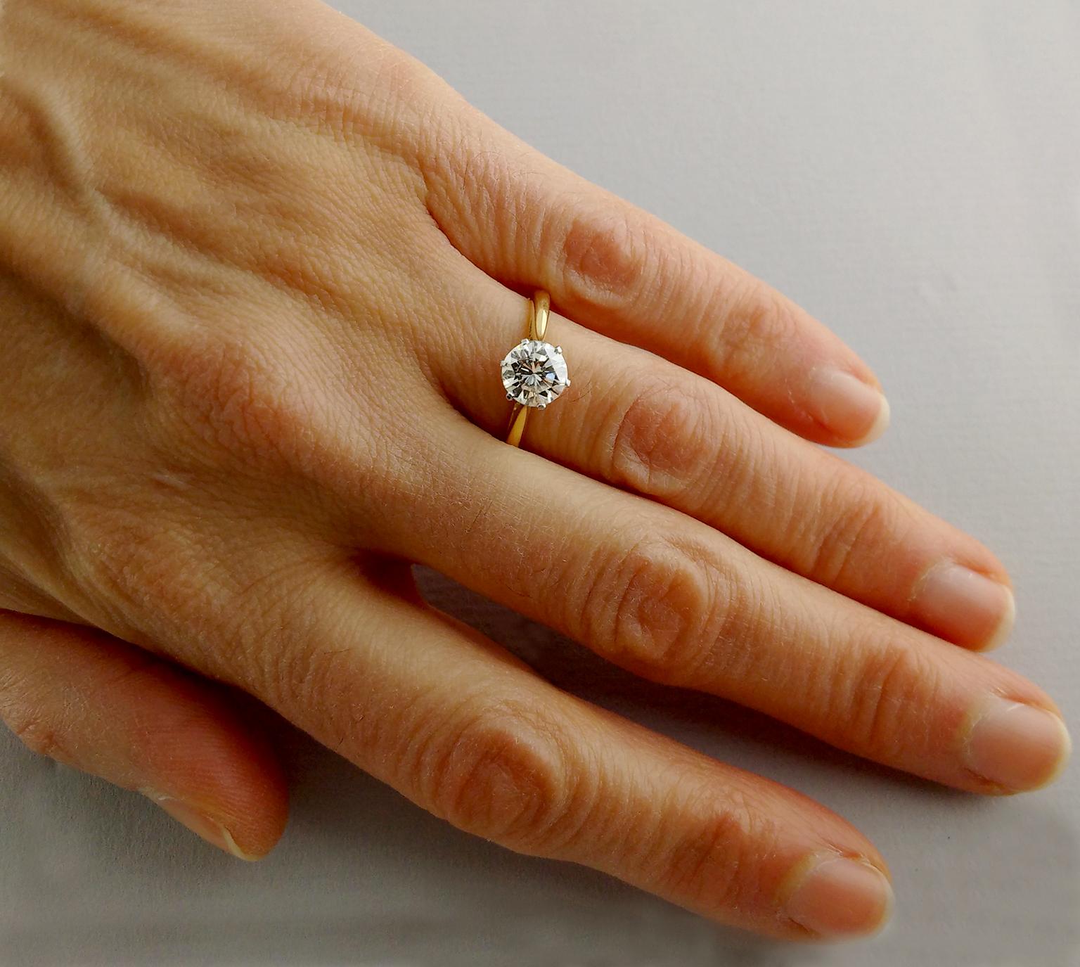 1.15 Carat Certified Round Brilliant Diamond Solitaire Ring, circa 1930 3