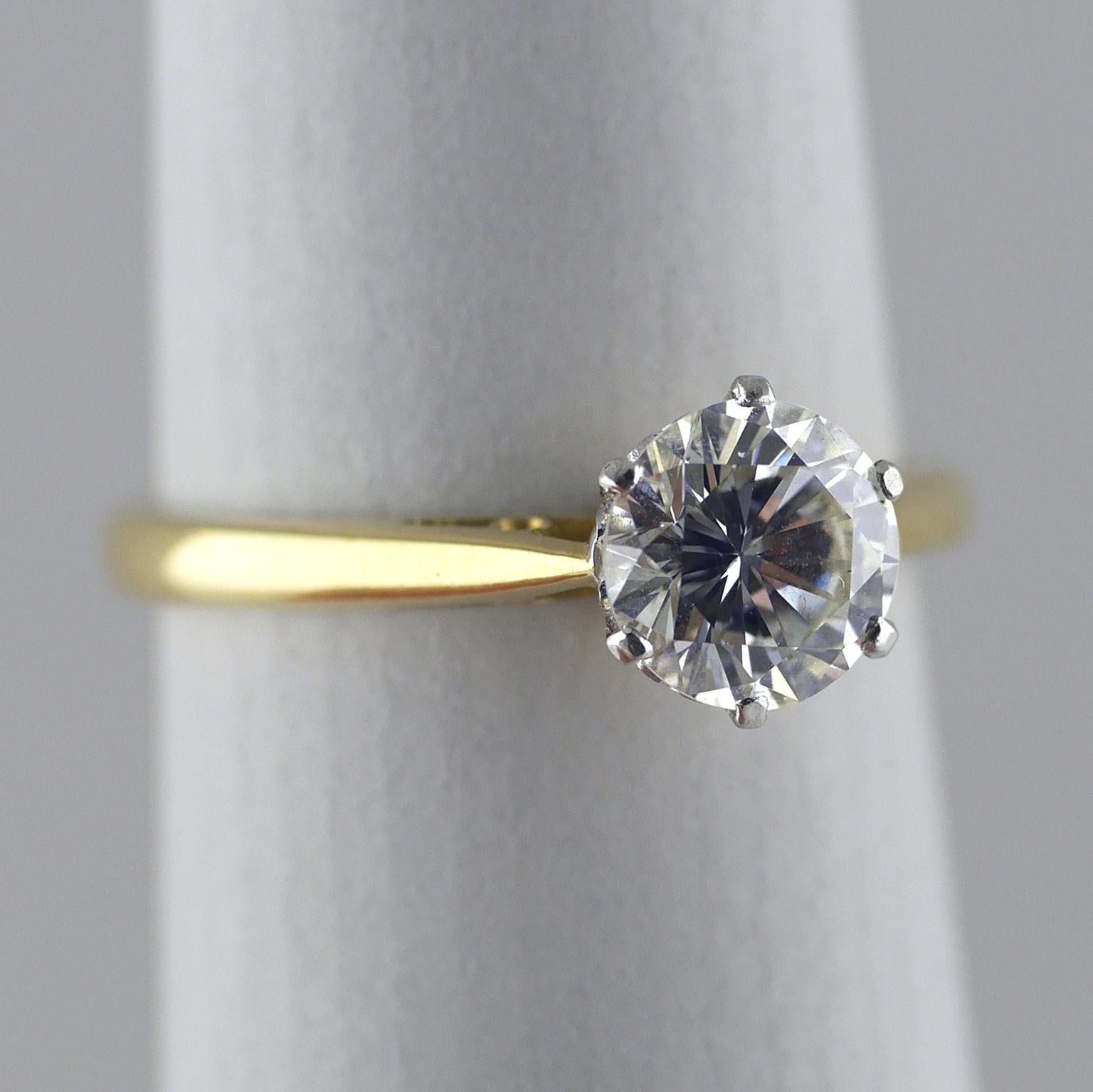 Round Cut 1.15 Carat Certified Round Brilliant Diamond Solitaire Ring, circa 1930