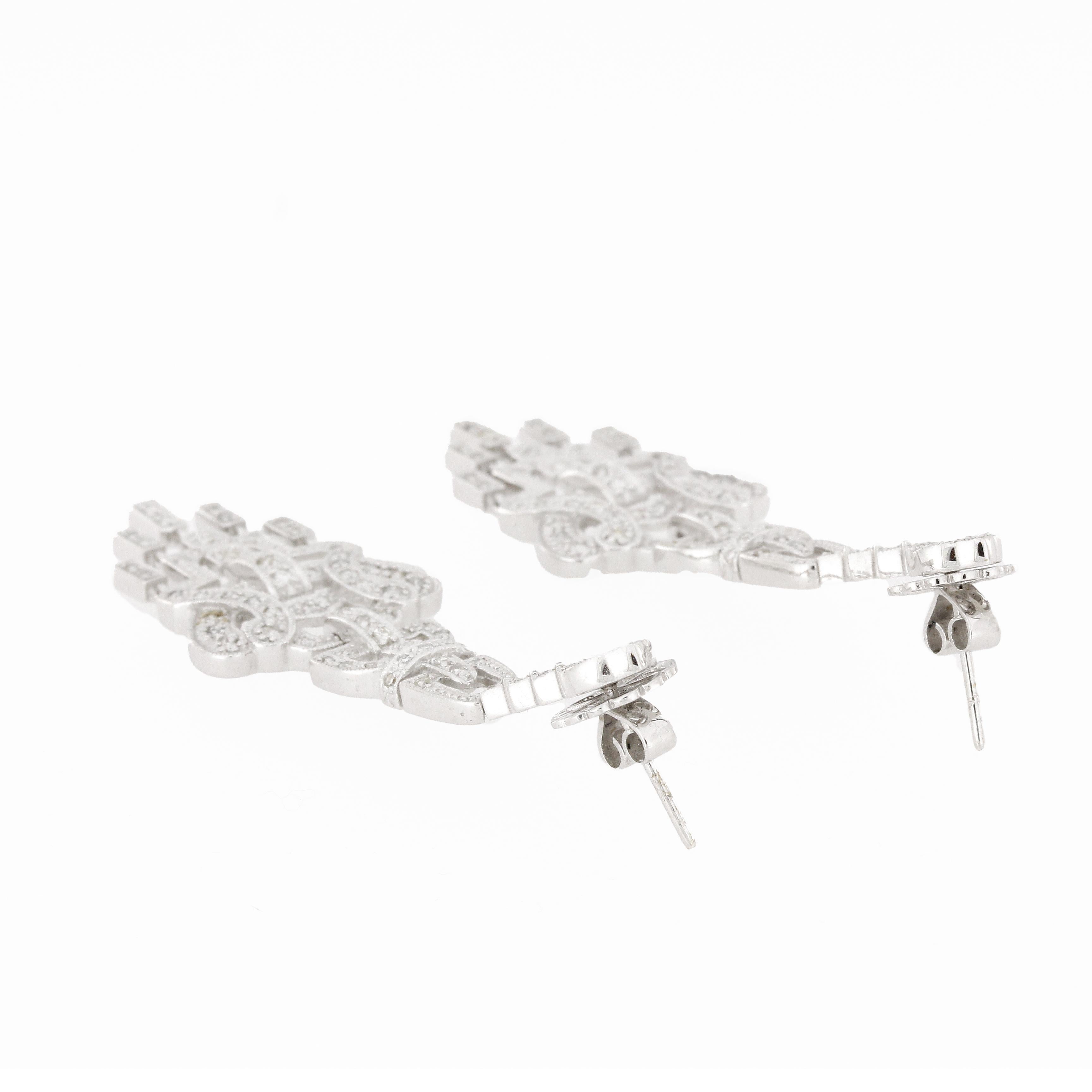 1.15 Carat Diamond Drop Earrings in White Gold In Good Condition For Sale In Berlin, DE