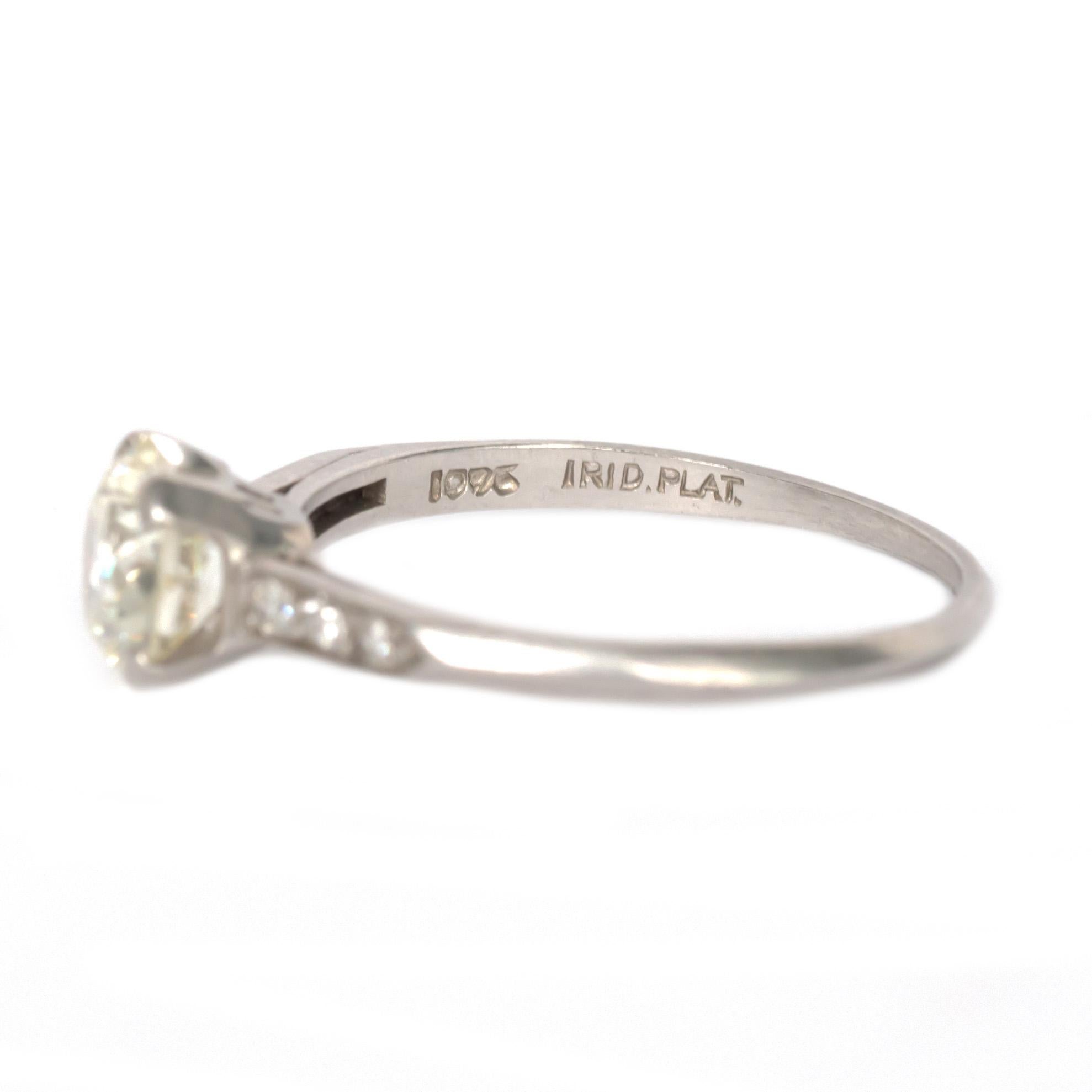 1.15 Carat Diamond Platinum Engagement Ring In Good Condition For Sale In Atlanta, GA