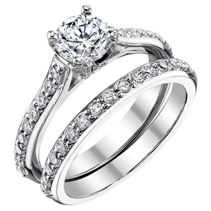 For Sale:  1.15 Carat Diamond Wedding Set