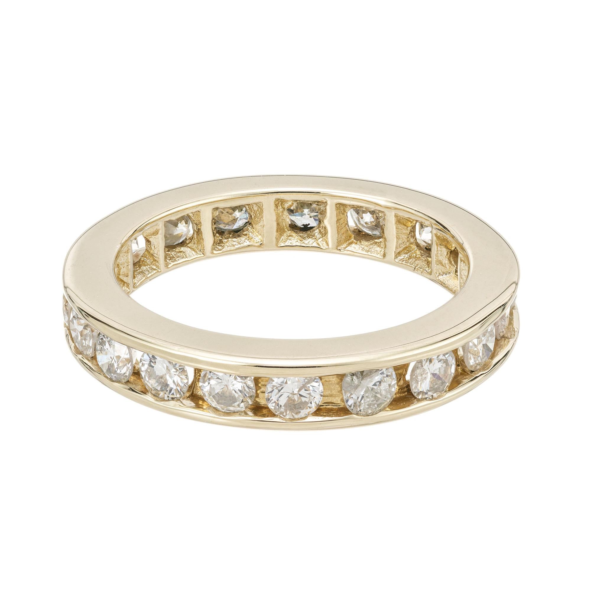 Round Cut 1.15 Carat Diamond Yellow Gold Eternity Band Ring For Sale