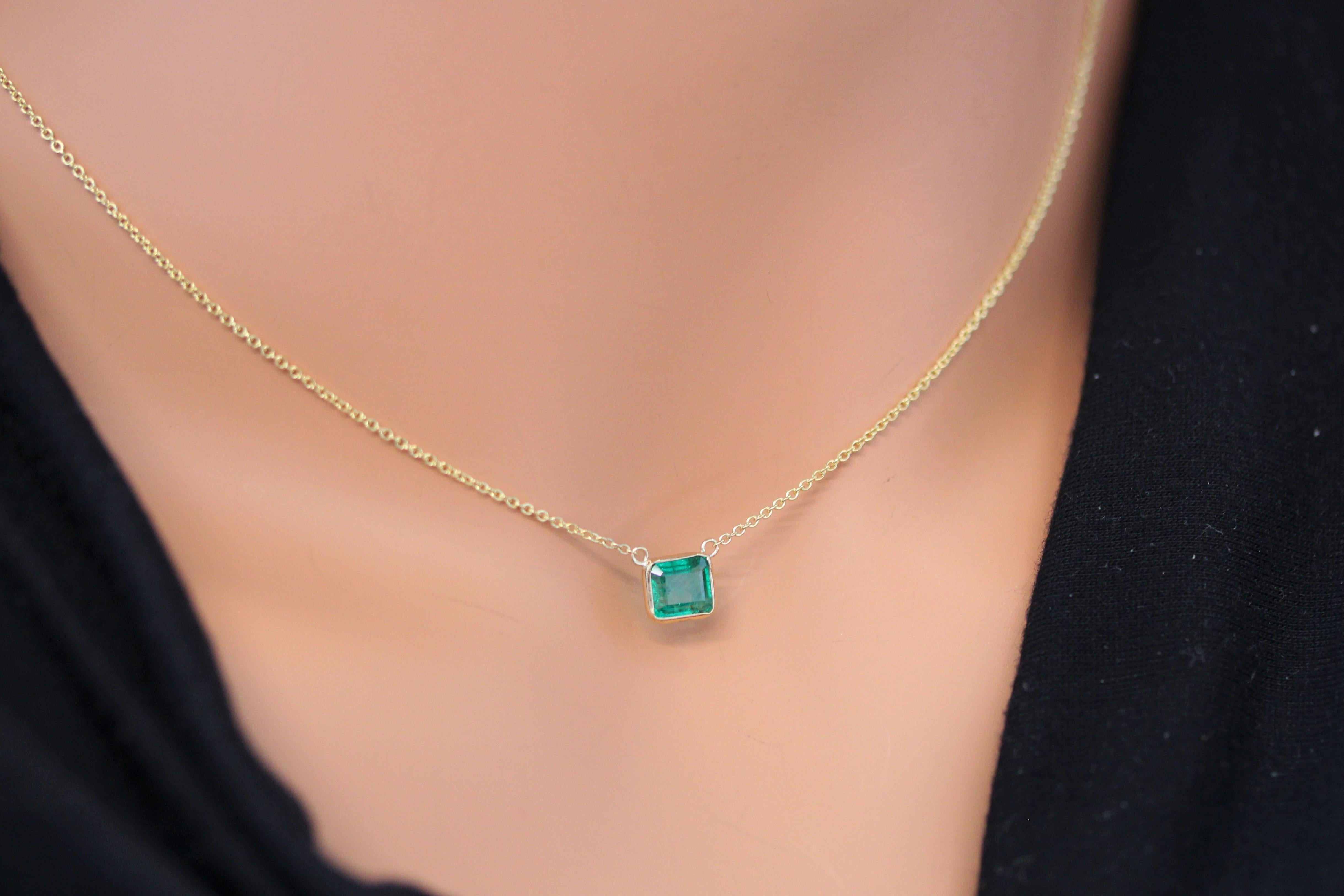 Emerald Cut 1.15 Carat Emerald Bluish Green Fashion Necklaces In 14k Yellow Gold For Sale