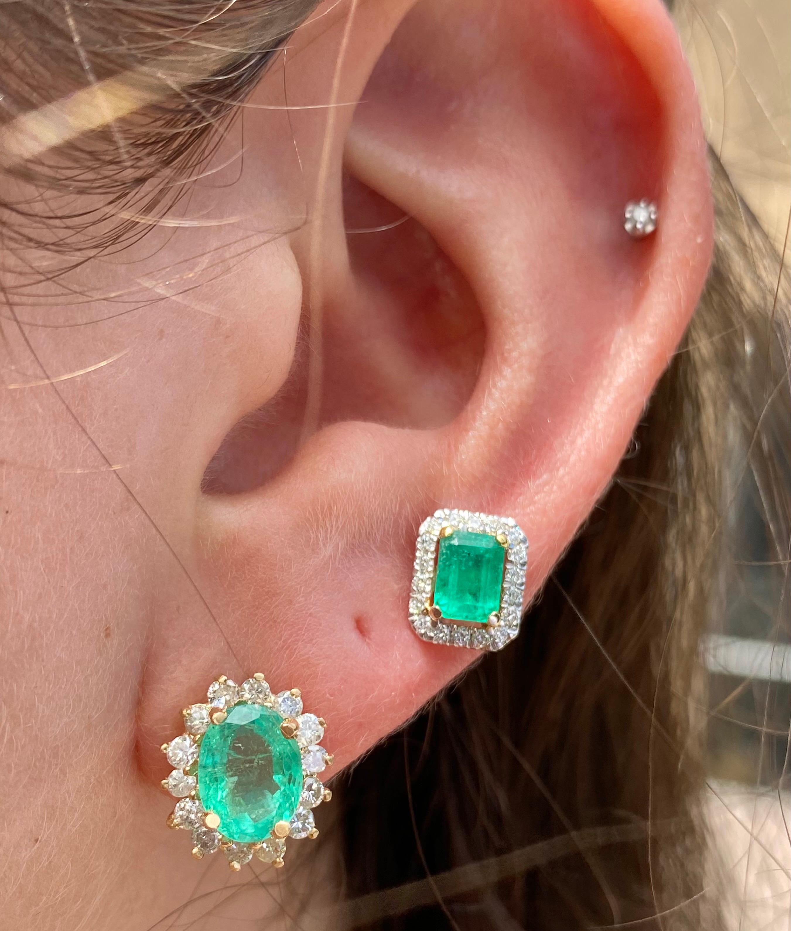Emerald Cut 1.15 Carat Emerald-Cut Colombian Emerald and Diamond 18k Gold Stud Earrings For Sale