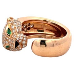 1,15 carati di diamante F VS 0,06 carati di smeraldo Anello Panthere in oro rosa 18 carati