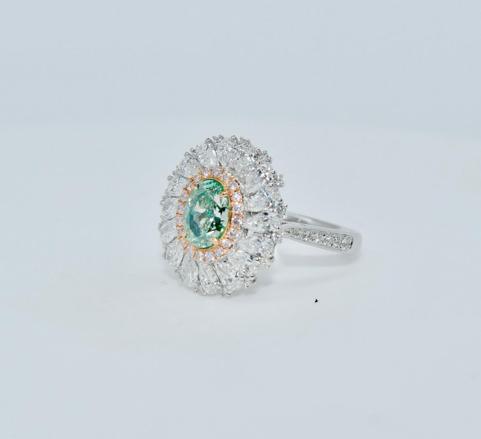 1.15 Carat Fancy Light Green Yellow Diamond Ring VS1 Clarity GIA Certified For Sale 1