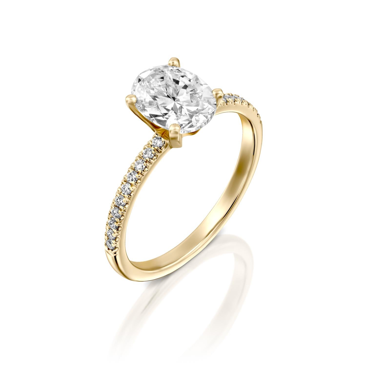 gold oval diamond ring