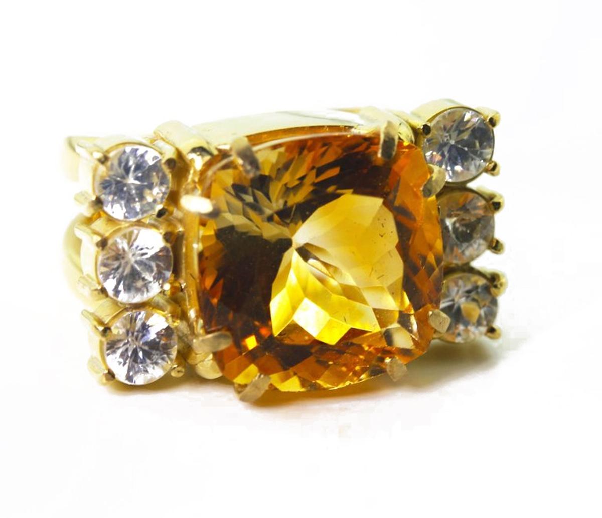 AJD Very Hollywood 11.5 Carat Golden Citrine & Sapphire 18Kt Gold Cocktail Ring For Sale 1