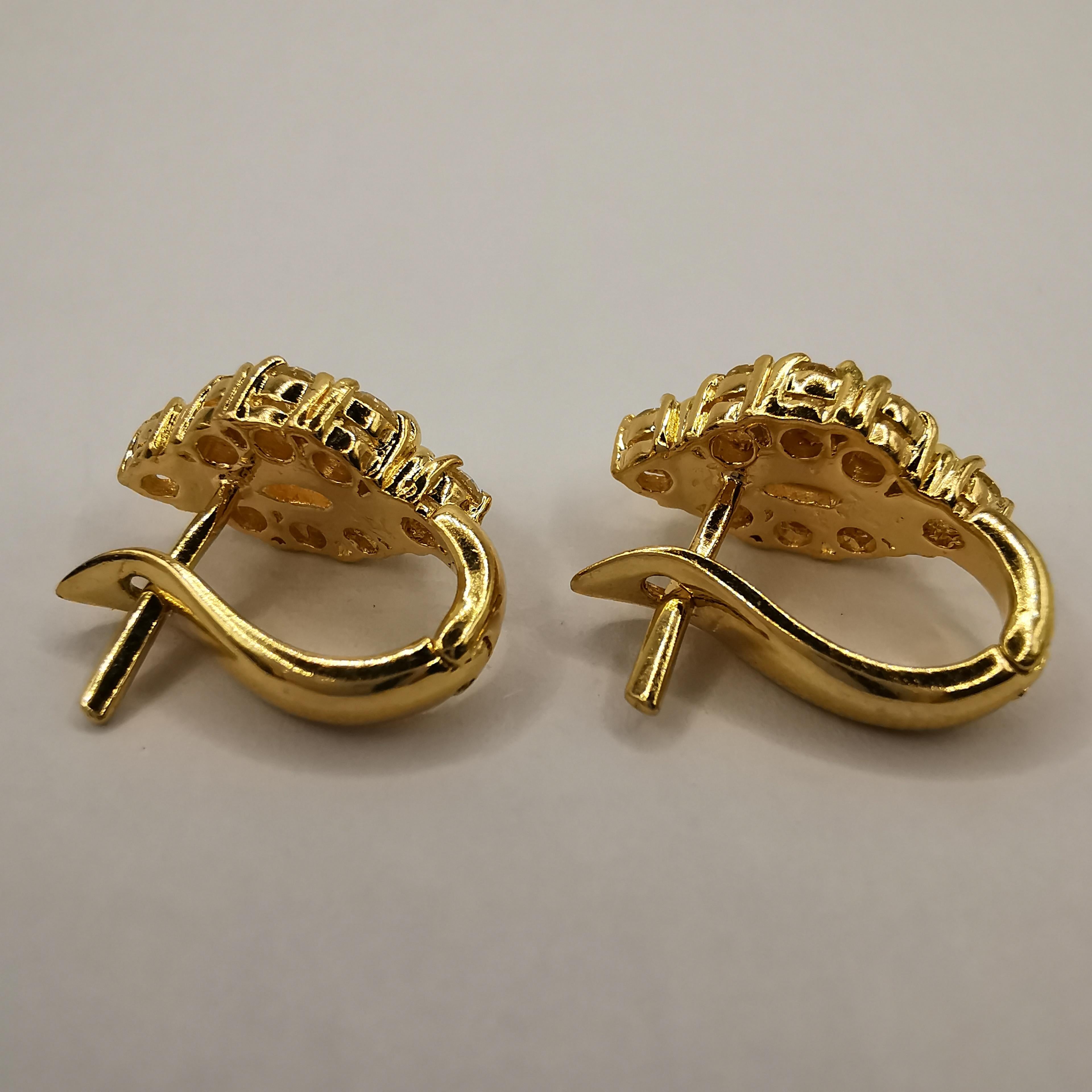 1.15 Carat Marquise Diamond Earrings in Yellow Gold In New Condition For Sale In Wan Chai District, HK