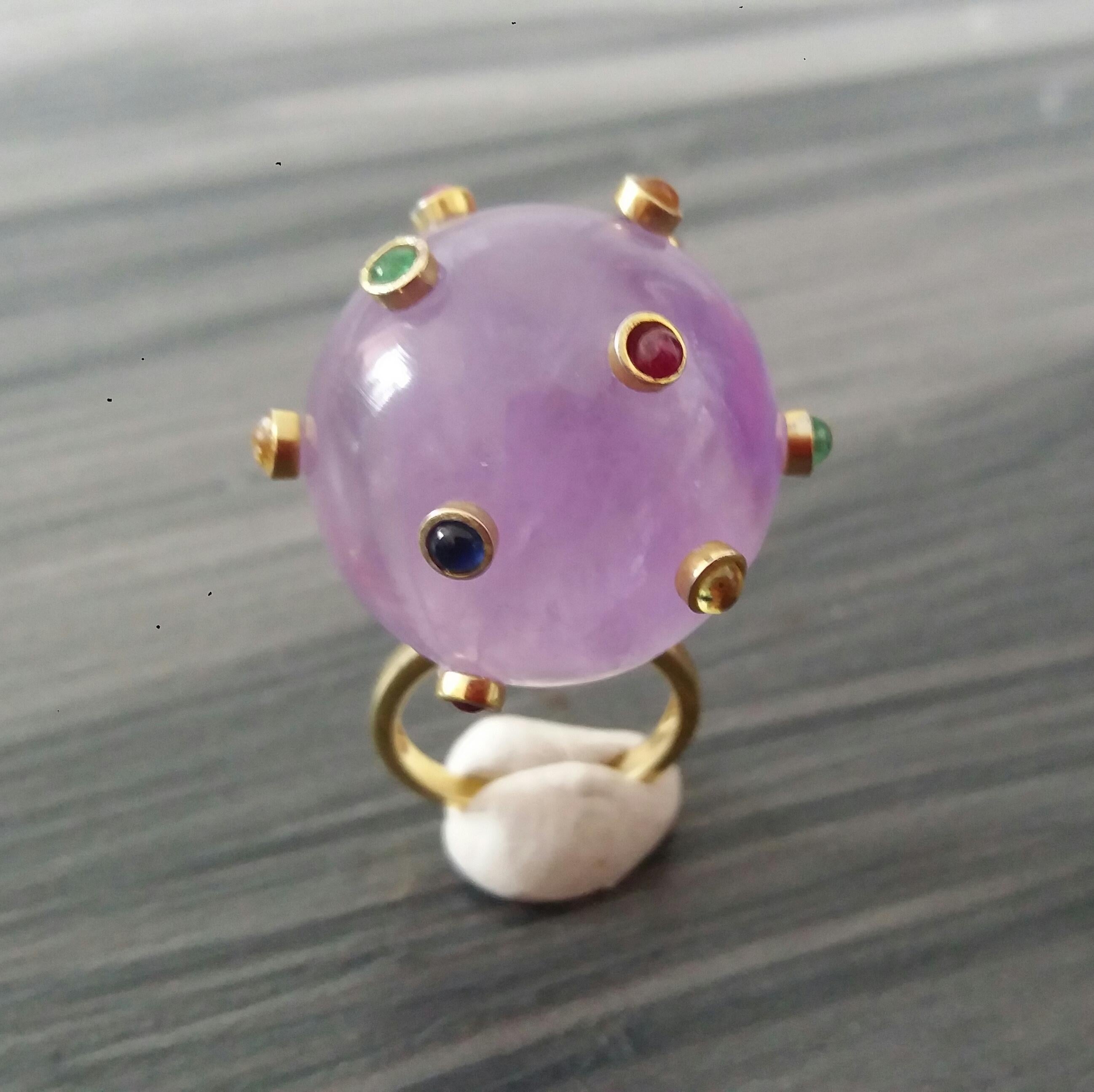 Art Deco 115 Carat Natural Amethyst Ball Ruby Emerald Yellow Sapphire Cabs 14K Gold Ring For Sale