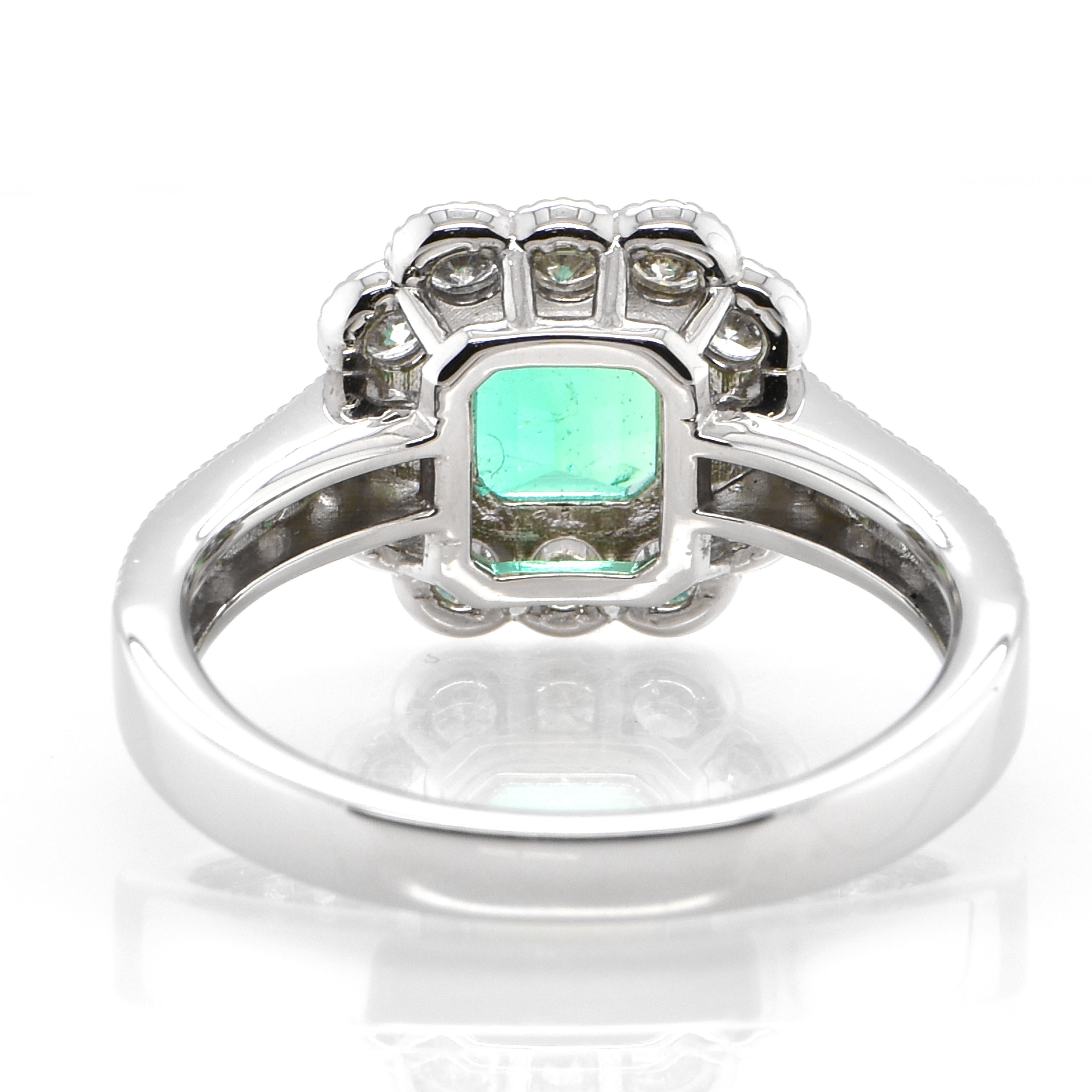 Women's 1.15 Carat Natural Colombian Emerald and Diamond Ring Set in Platinum For Sale