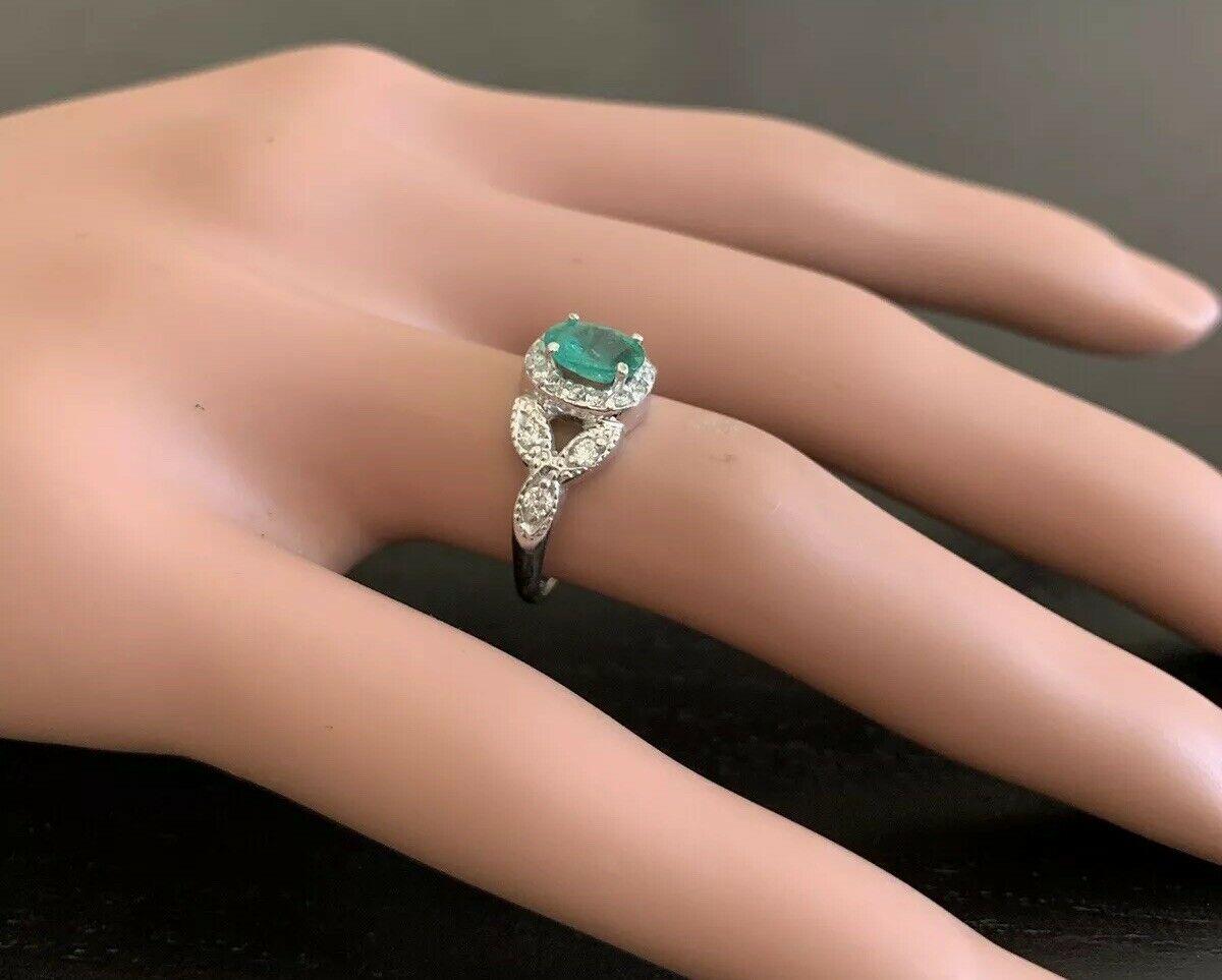 1.15 Carat Natural Emerald and Diamond 14 Karat Solid White Gold Ring For Sale 1