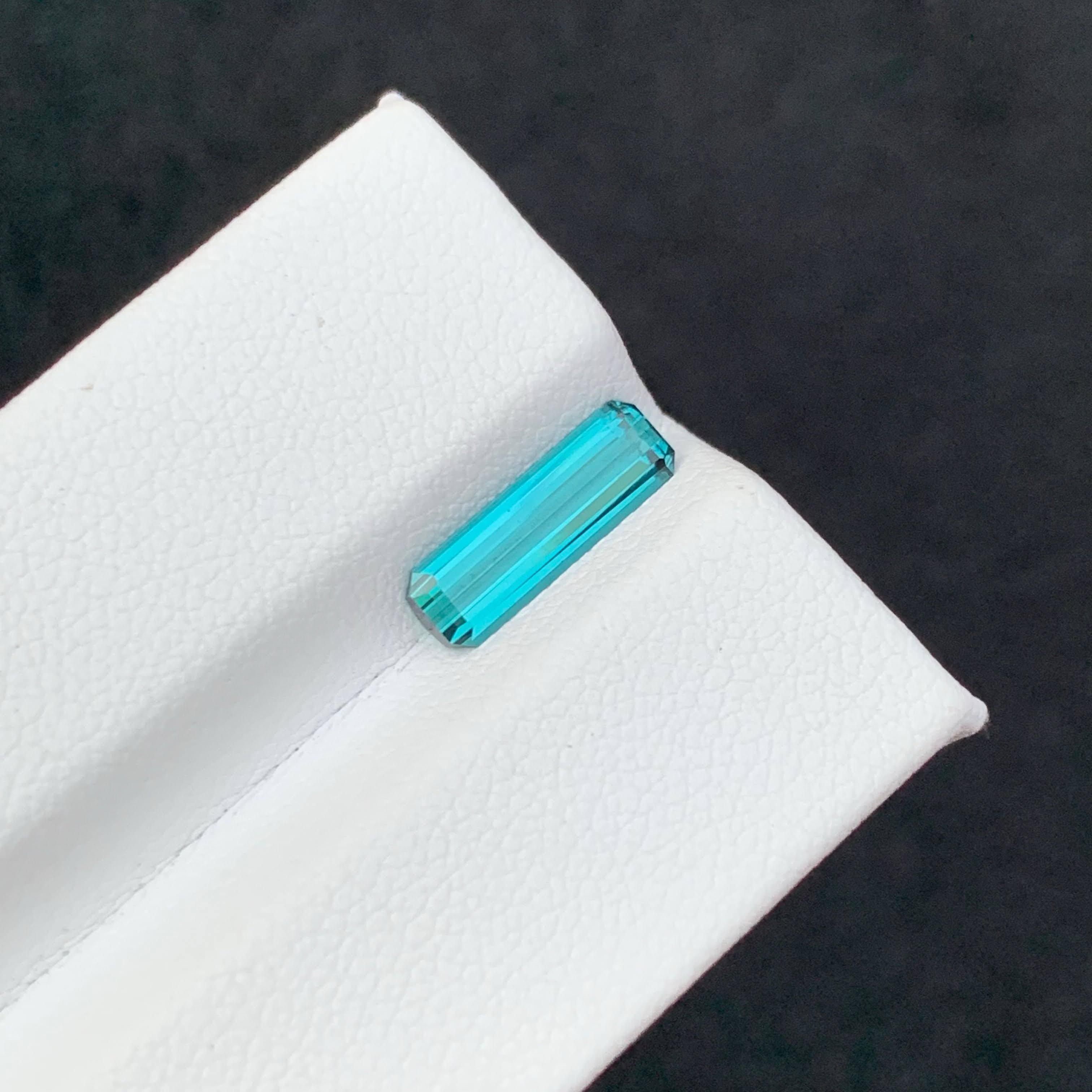 1.15 Karat Natürlicher loser Lagunenblauer Turmalin Smaragdschliff Afghanischer Edelstein im Zustand „Neu“ im Angebot in Bangkok, TH