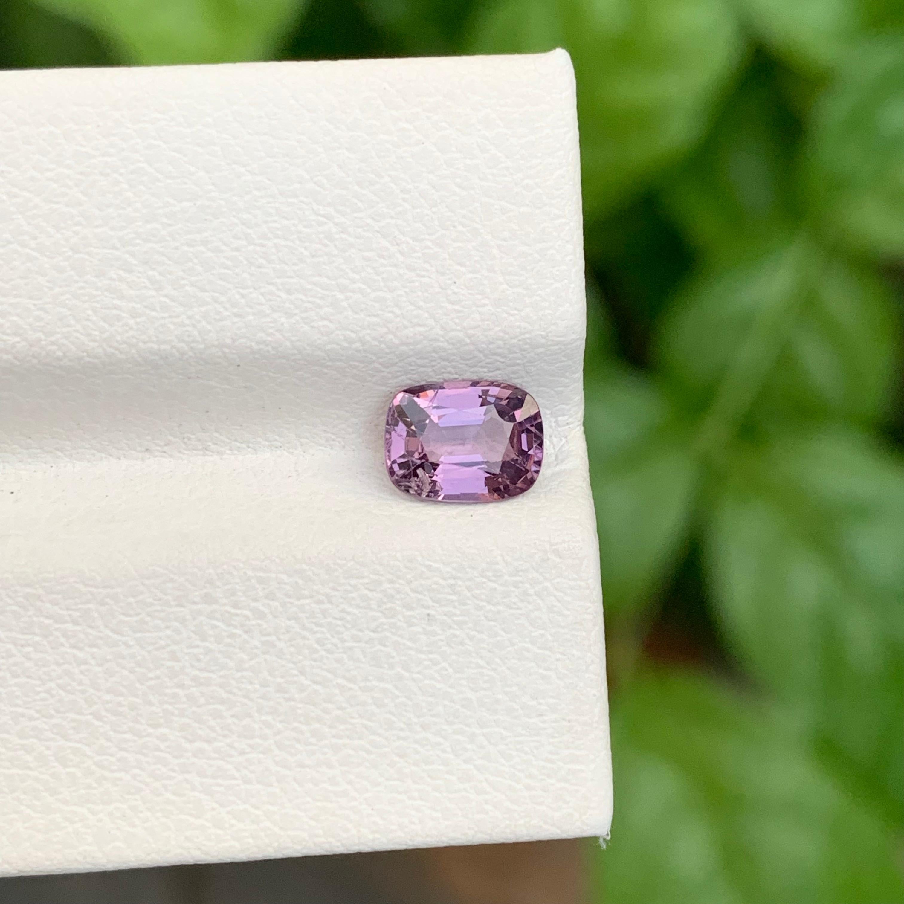 1.15 Carat Natural Loose Purple Spinel Cushion Shape Gem For Jewellery For Sale 2