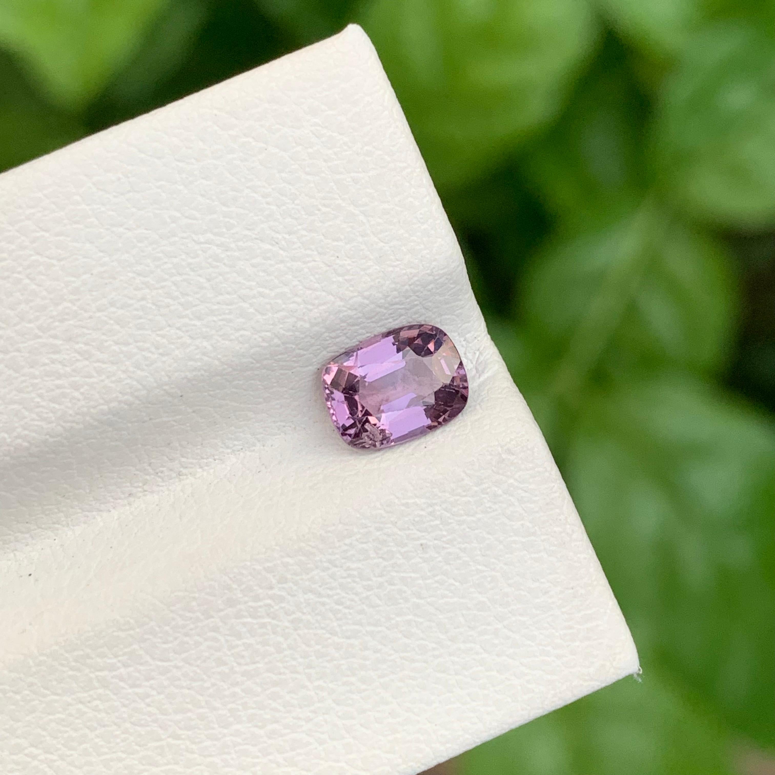 1.15 Carat Natural Loose Purple Spinel Cushion Shape Gem For Jewellery For Sale 3