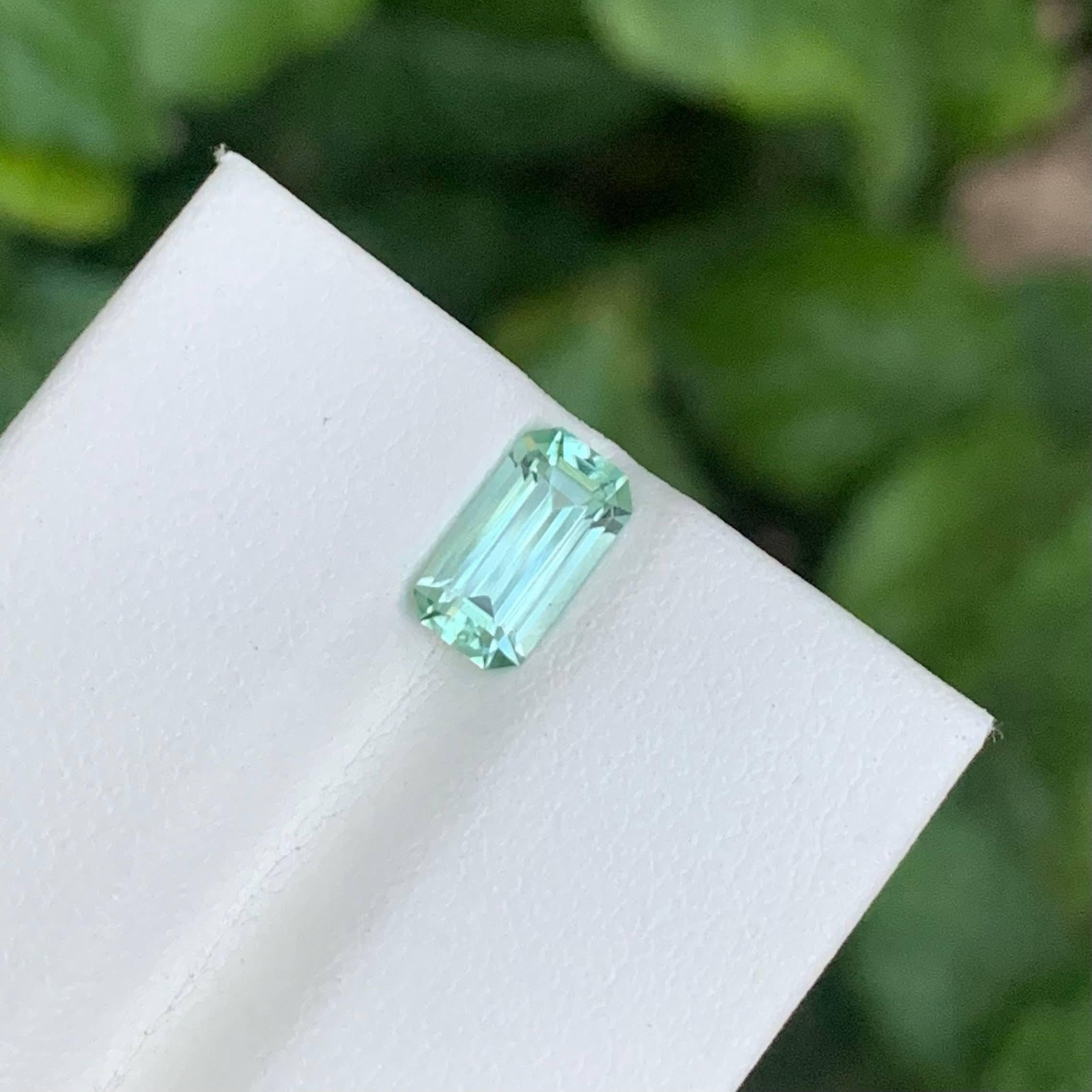 1.15 Carat Natural Loose Seafoam Tourmaline Stone Emerald Cut Afghan Gemstone (pierre précieuse afghane) en vente 1