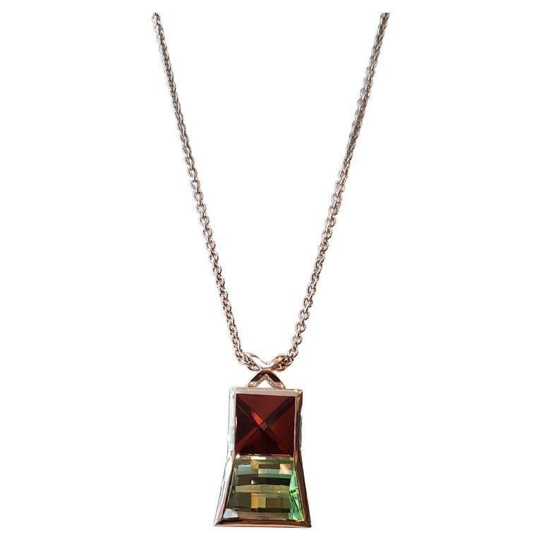 11.5 Carat Red-Pink Tourmaline Ca. 14 Carat Green Tourmaline White Gold Necklace For Sale 1