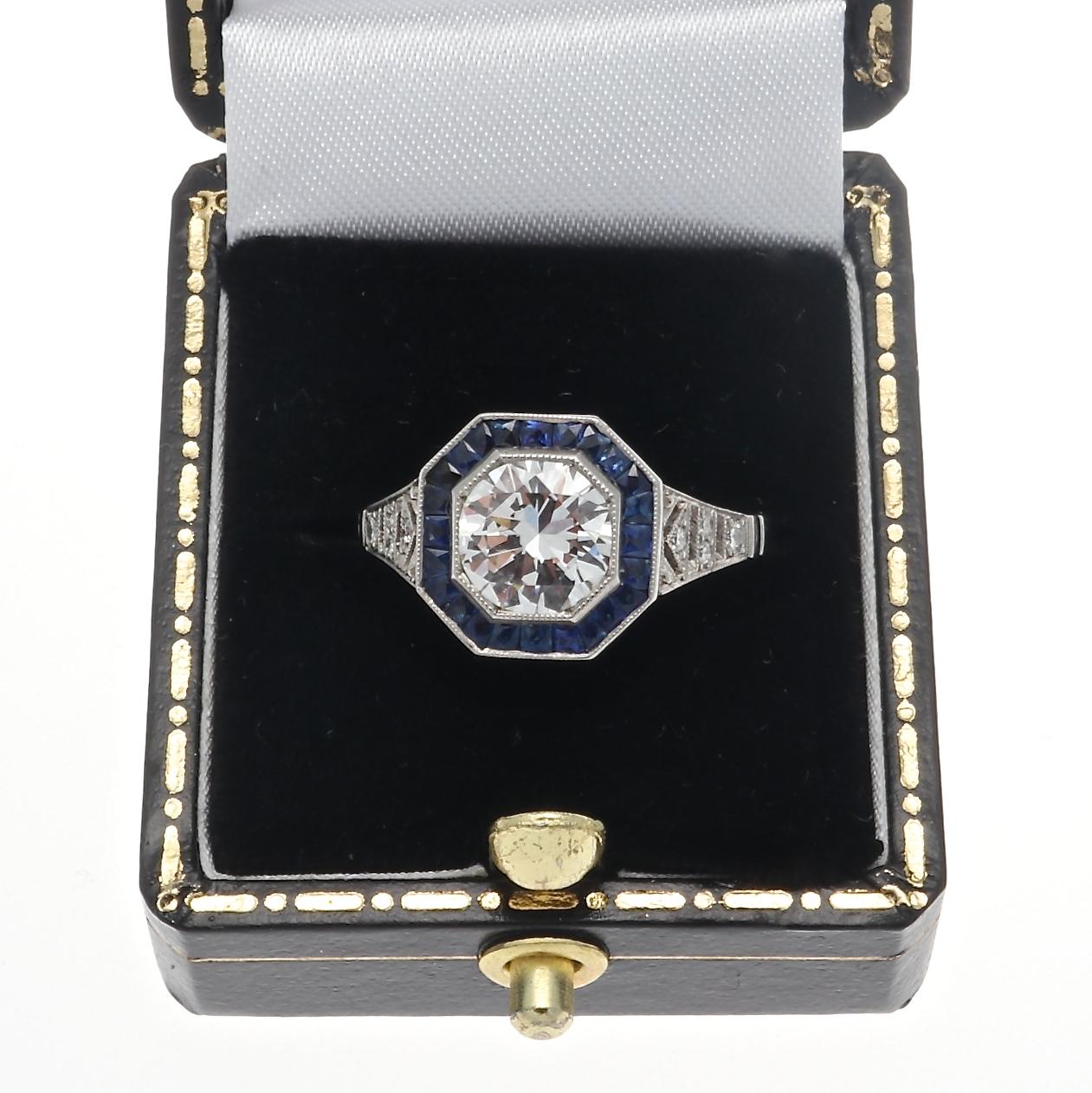1.15 Carat Round Brilliant Cut Diamond Sapphire Platinum Engagement Ring In New Condition In Beverly Hills, CA