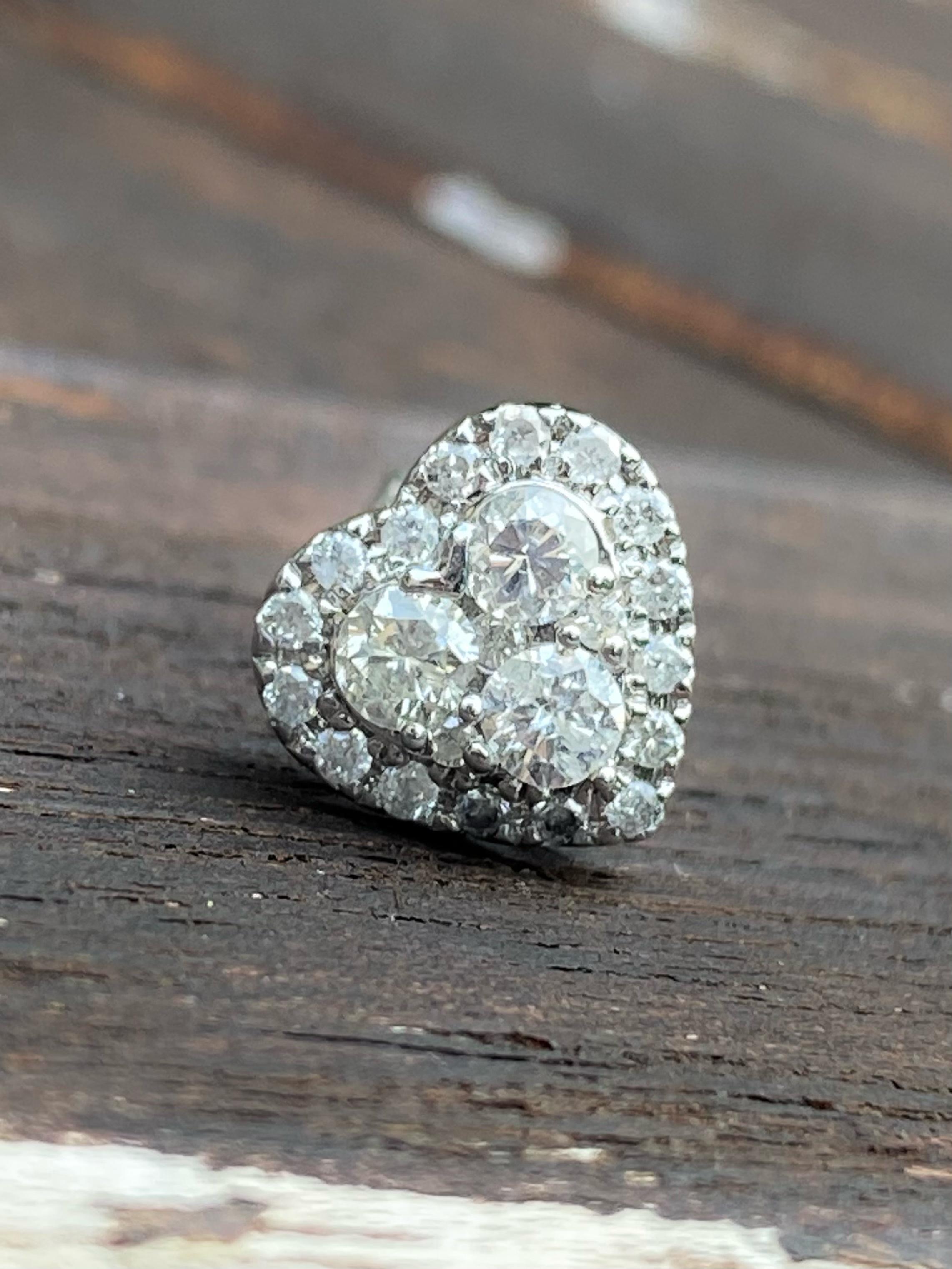 1,15 Karat Diamanten im runden Brillantschliff 