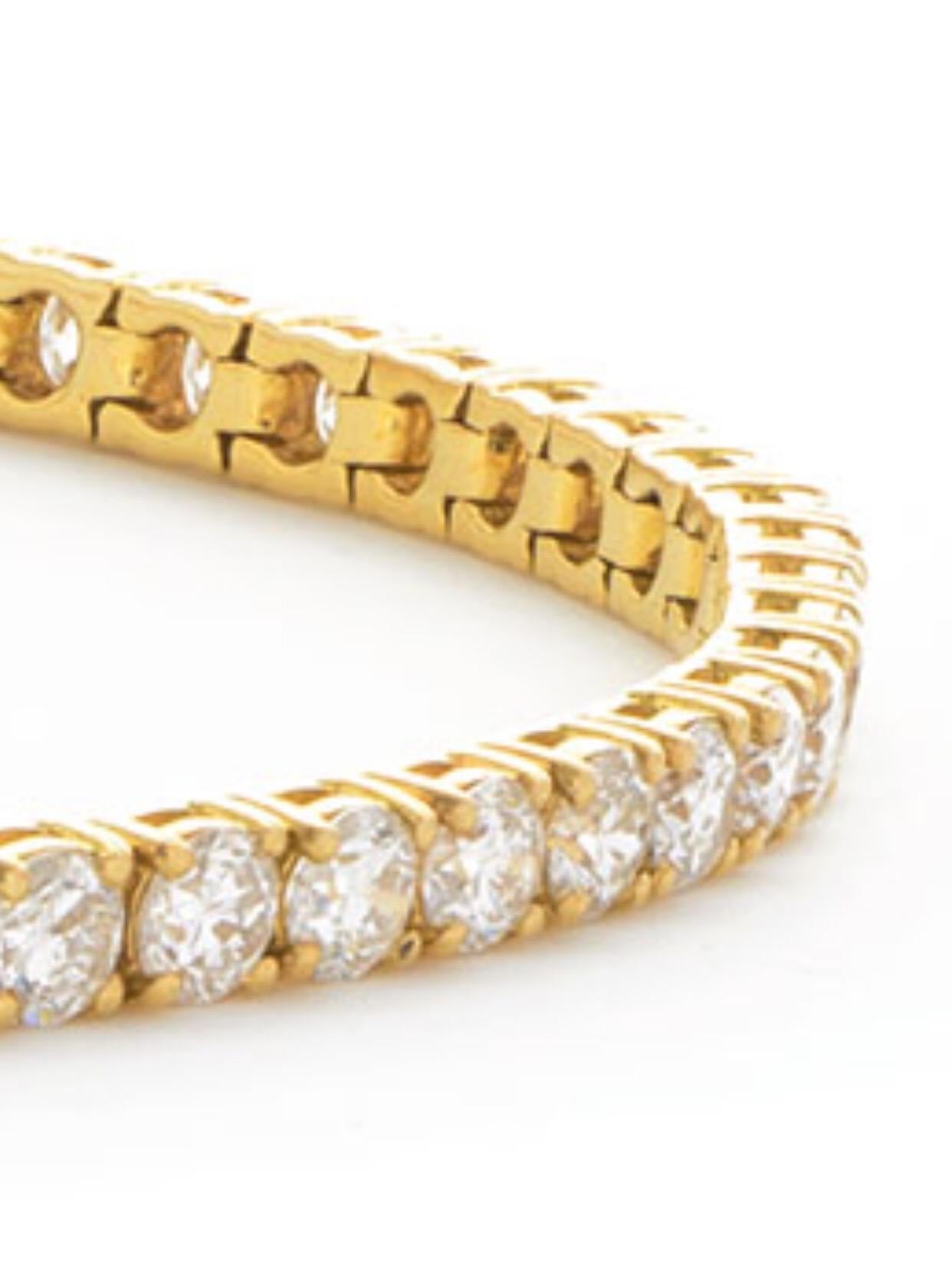 Bracelet ligne tennis Riviera à quatre griffes en or 18 carats avec diamants ronds de 1,15 carat Neuf - En vente à London, GB
