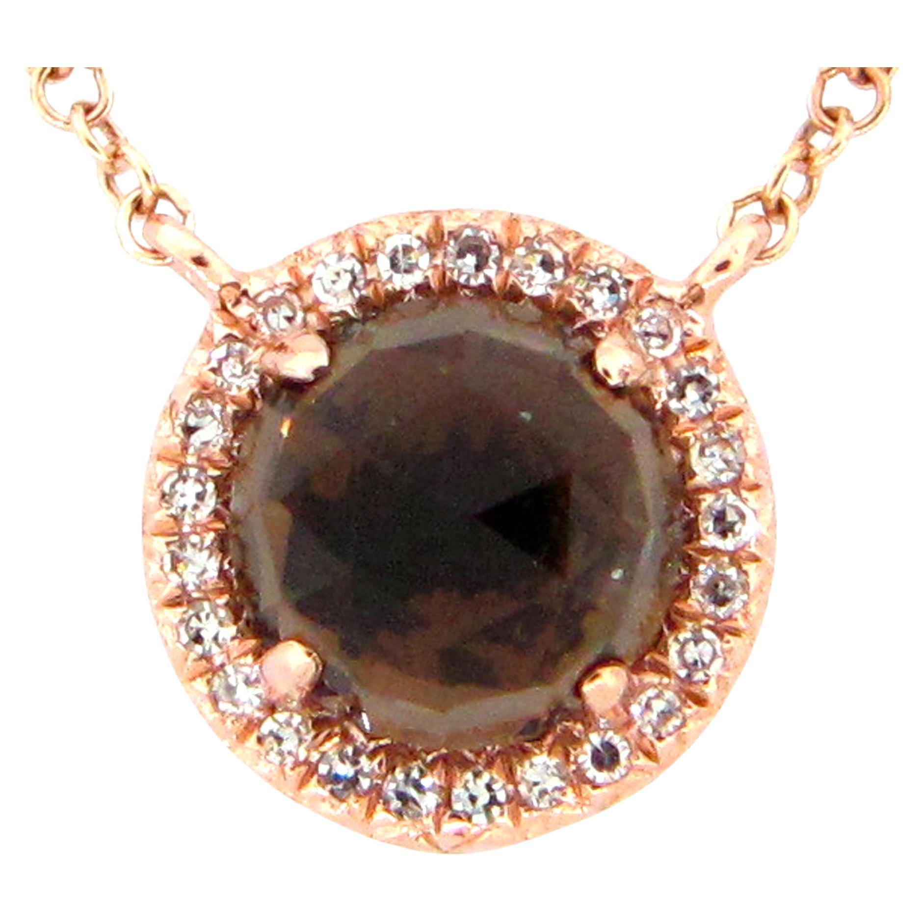 Taille ronde Collier à pendentif en or rose avec quartz fumé rond de 1,15 carat et diamants  en vente