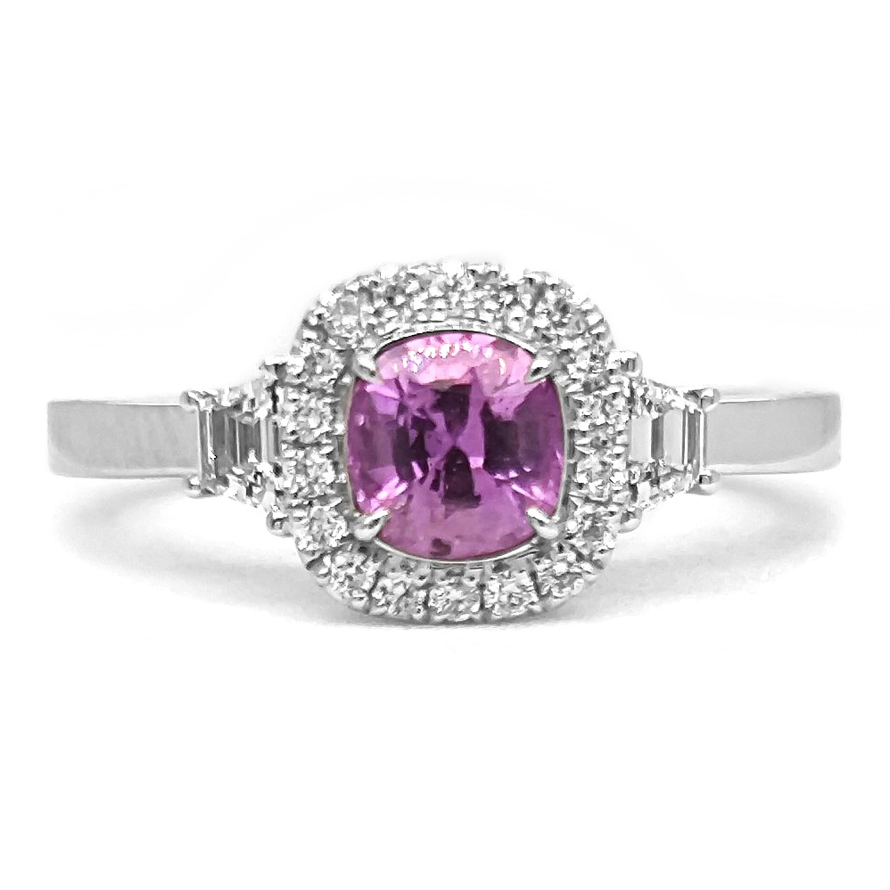 1,15 Karat Saphir und Fancy Diamant Weißgold Ring im Zustand „Neu“ im Angebot in New York, NY