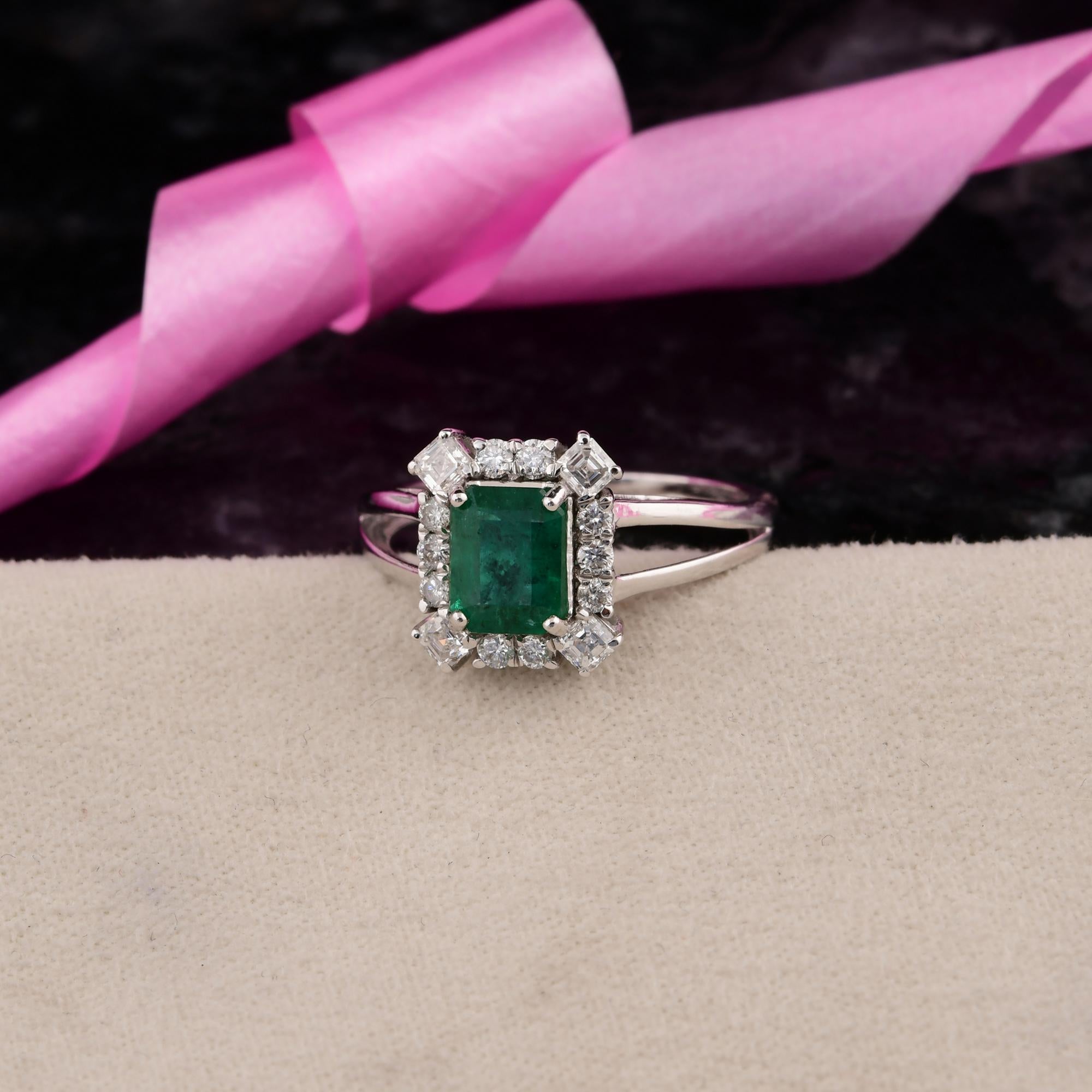 1,15 Karat sambischer Smaragd Cocktail-Ring 0,51 Karat SI/H Diamant 14k Weißgold (Moderne) im Angebot
