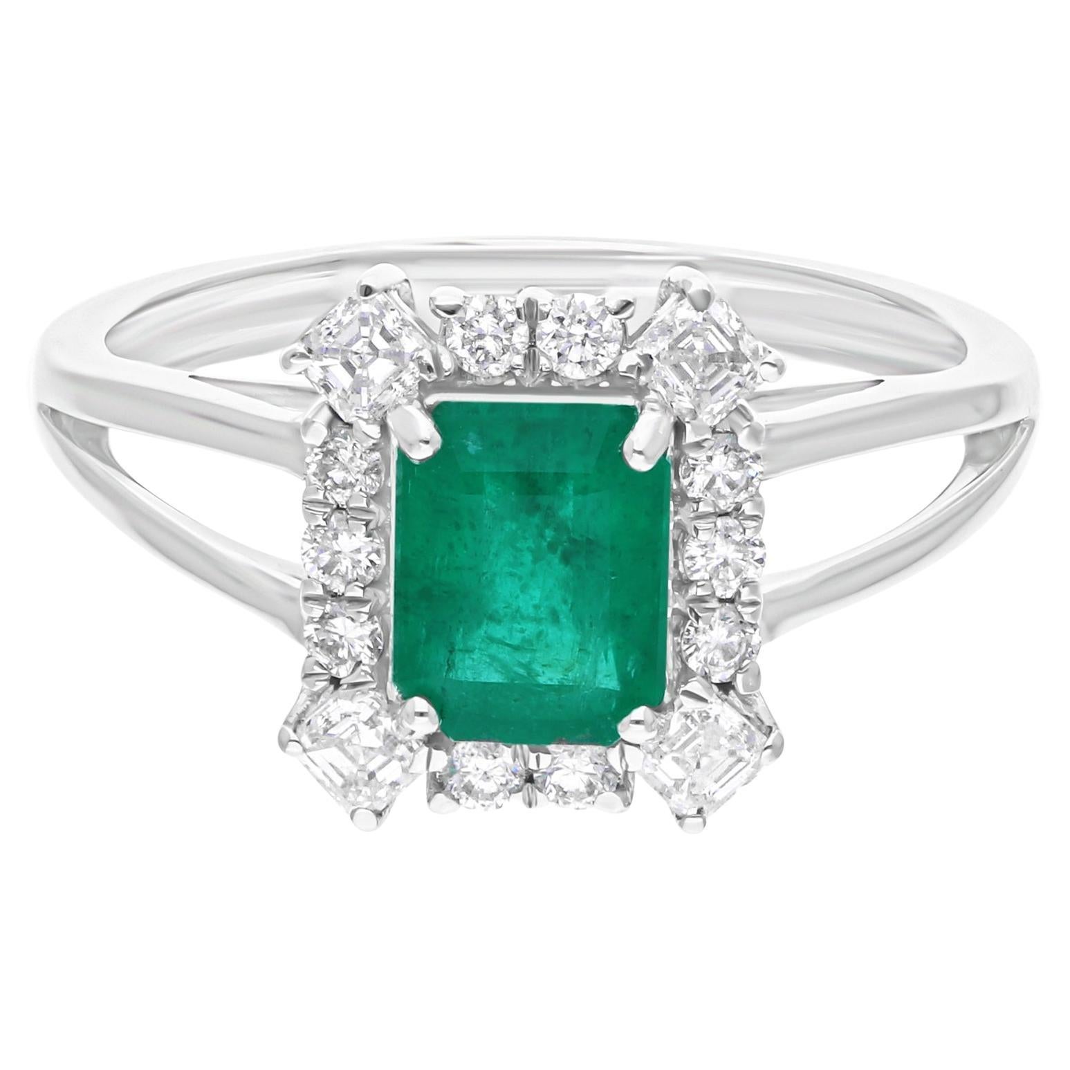 Anello da cocktail con smeraldo dello Zambia da 1,15 carati e diamante SI/H da 0,51 carati in oro bianco 14k