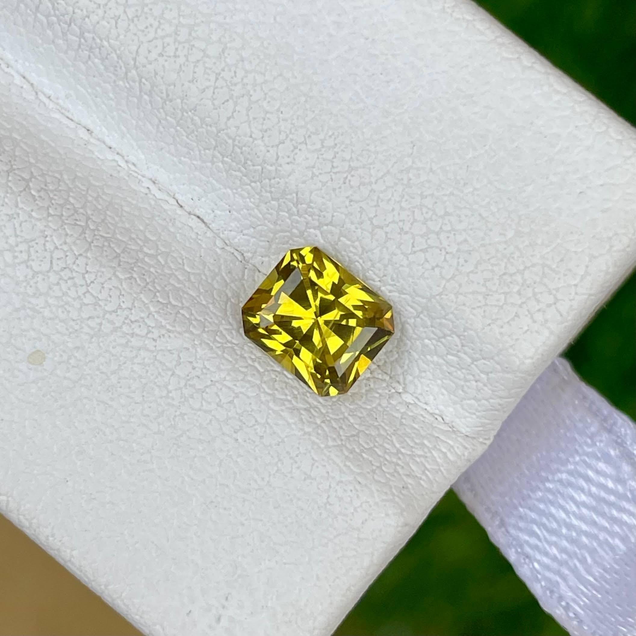 1.15 carats Bright Yellow Garnet Stone Custom Precision Cut Gemstone from Mali For Sale 2